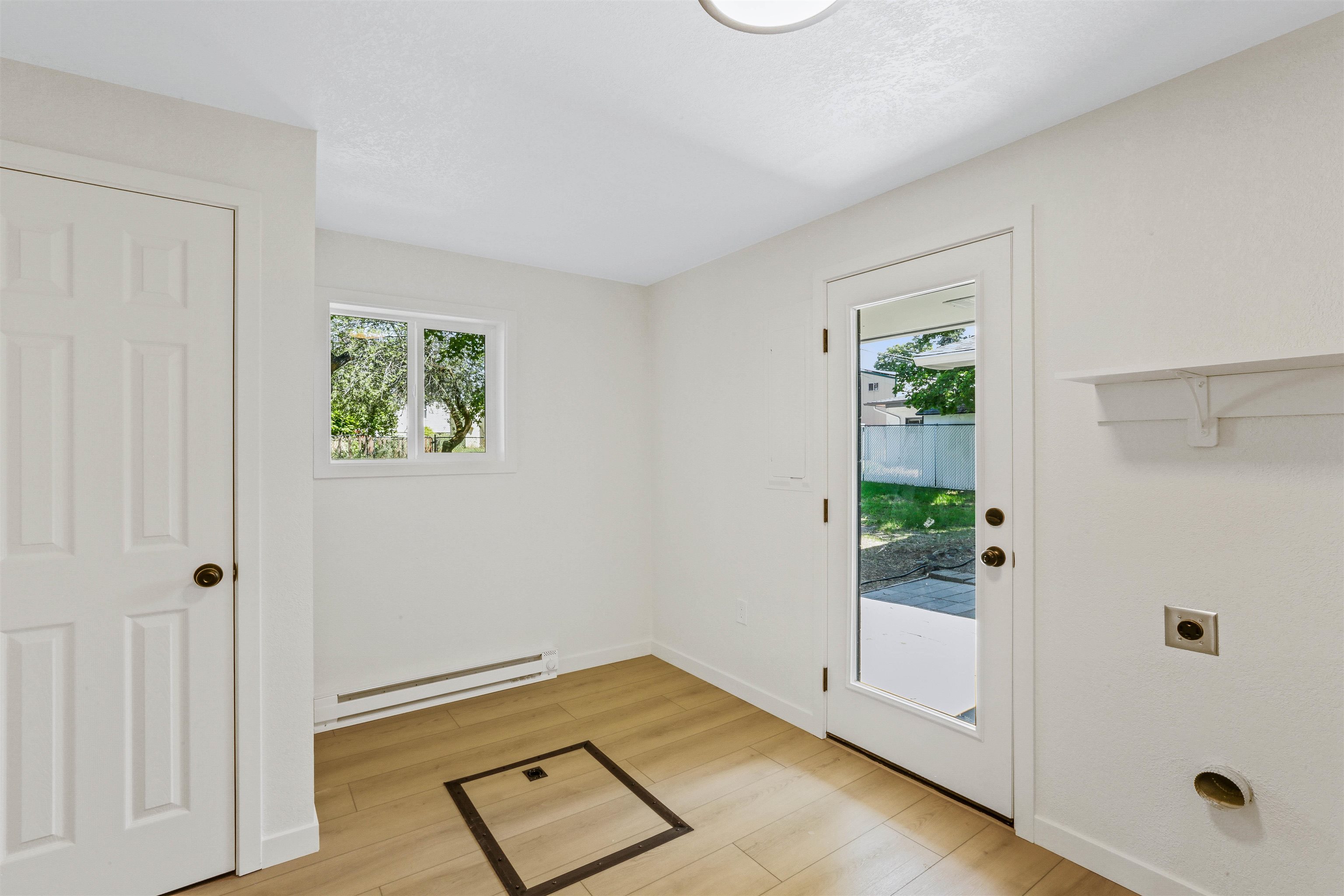 2618 W Providence Ave - Photo 23