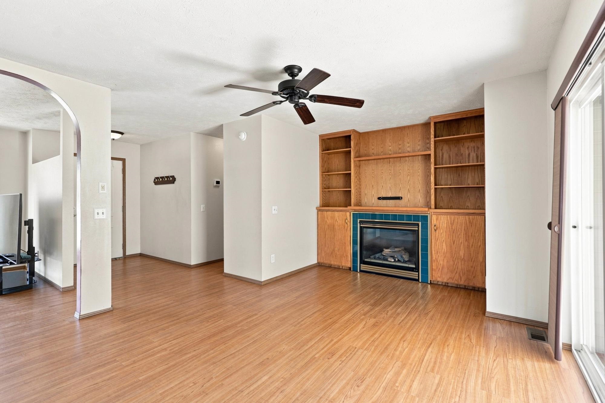 633 N Grant St - Photo 3