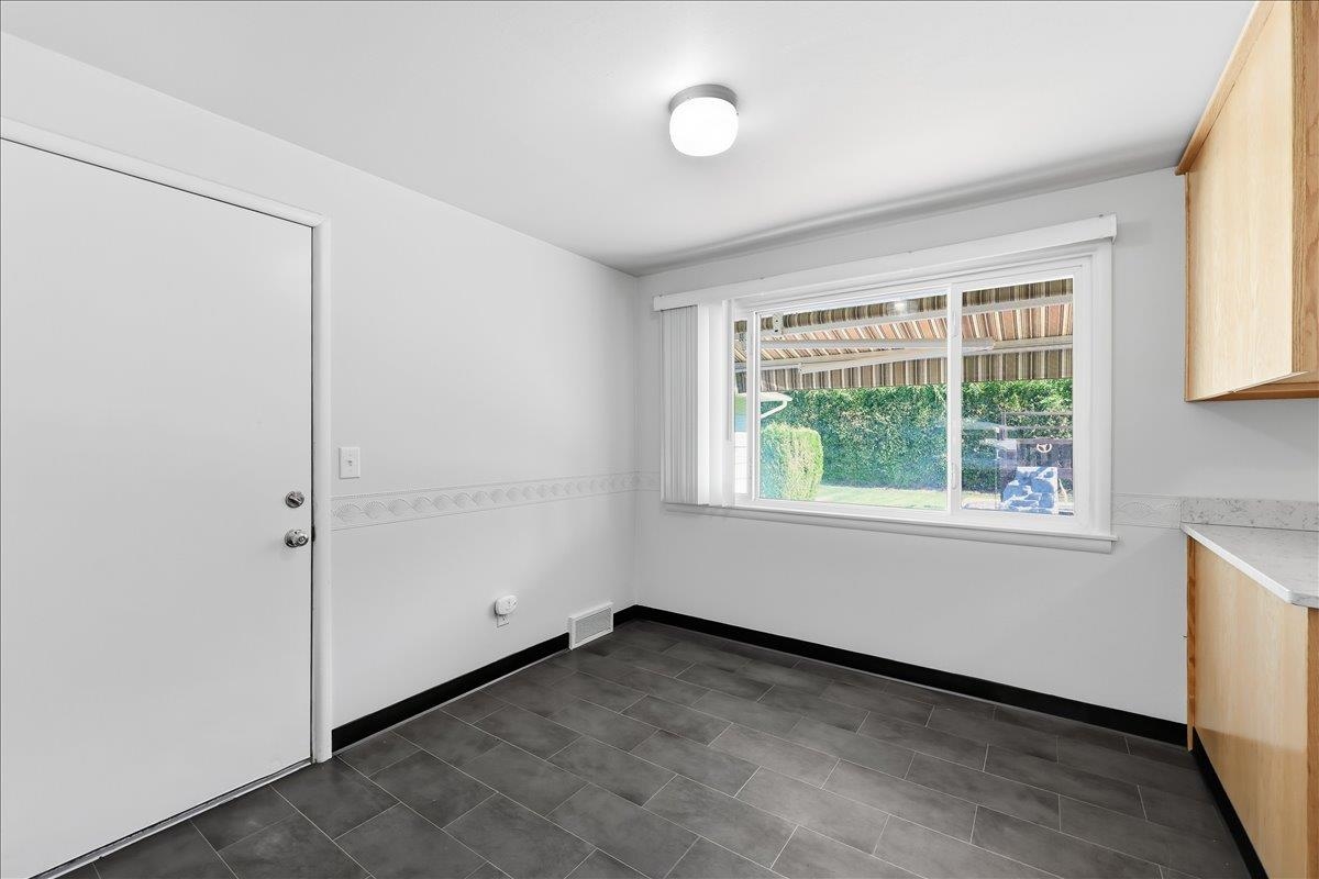 13121 E SALTESE Rd - Photo 11