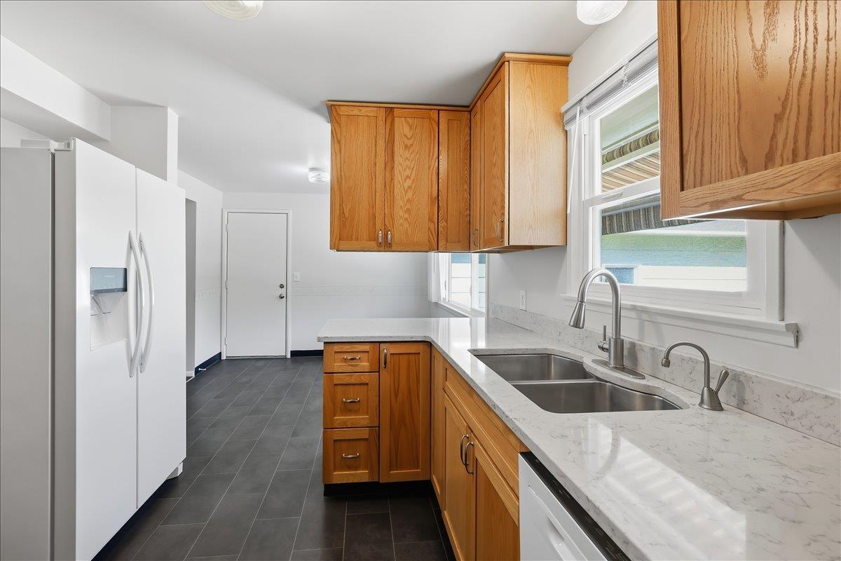 13121 E SALTESE Rd - Photo 14