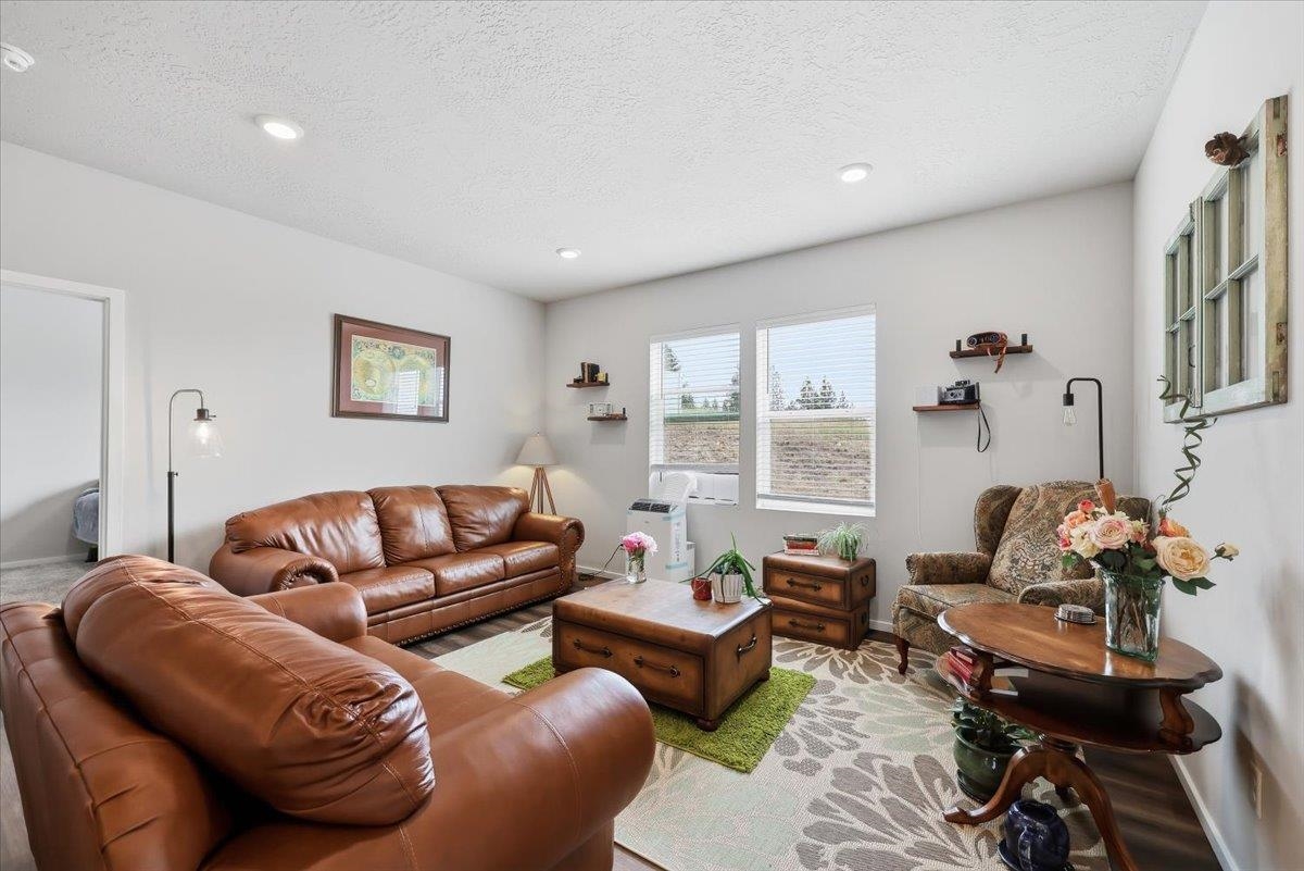 8115 S Avery Rd - Photo 4