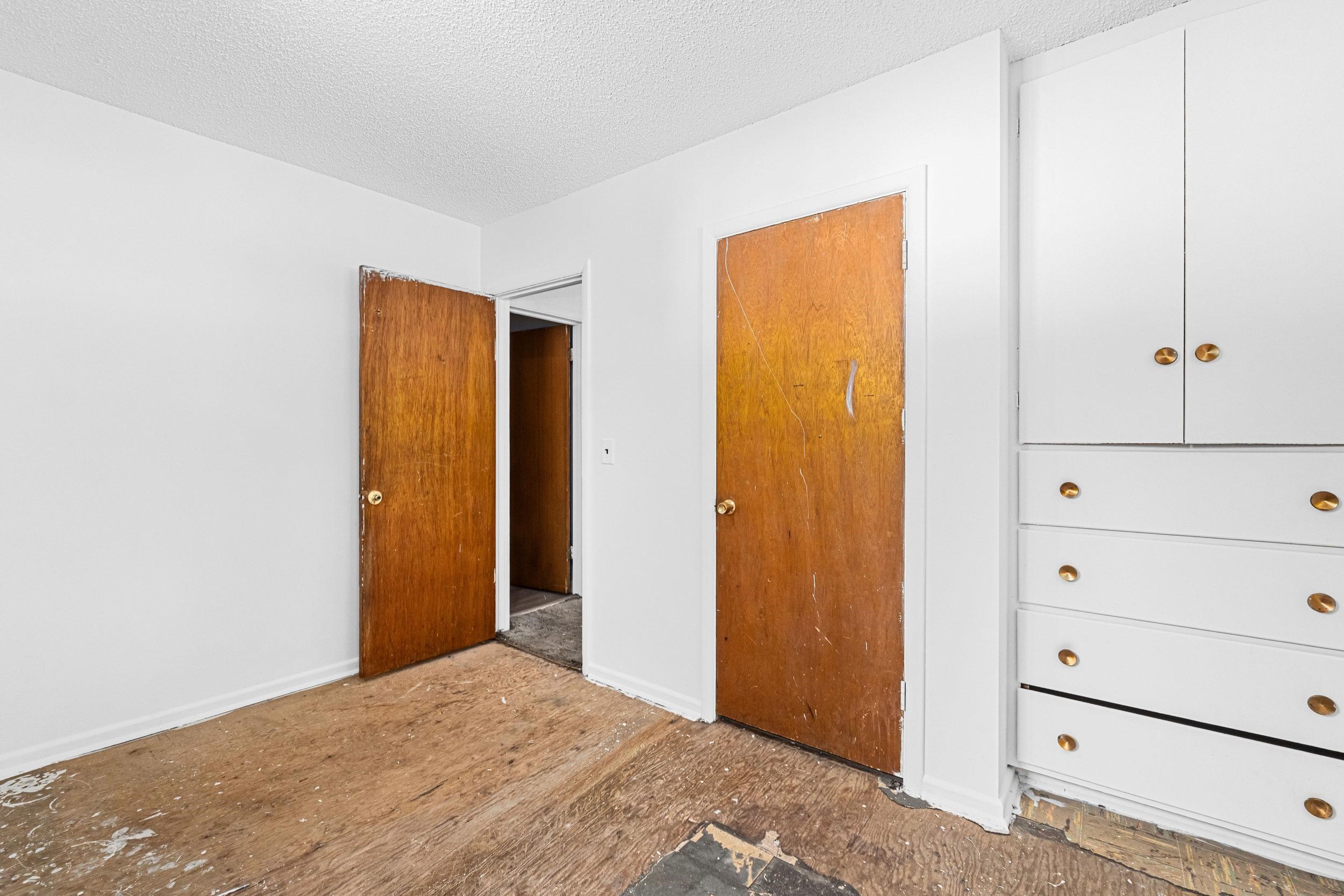 2423 E Empire Ave - Photo 14