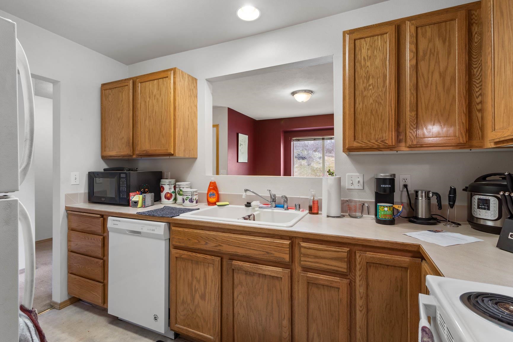 1020 S Westcliff Pl - Photo 6