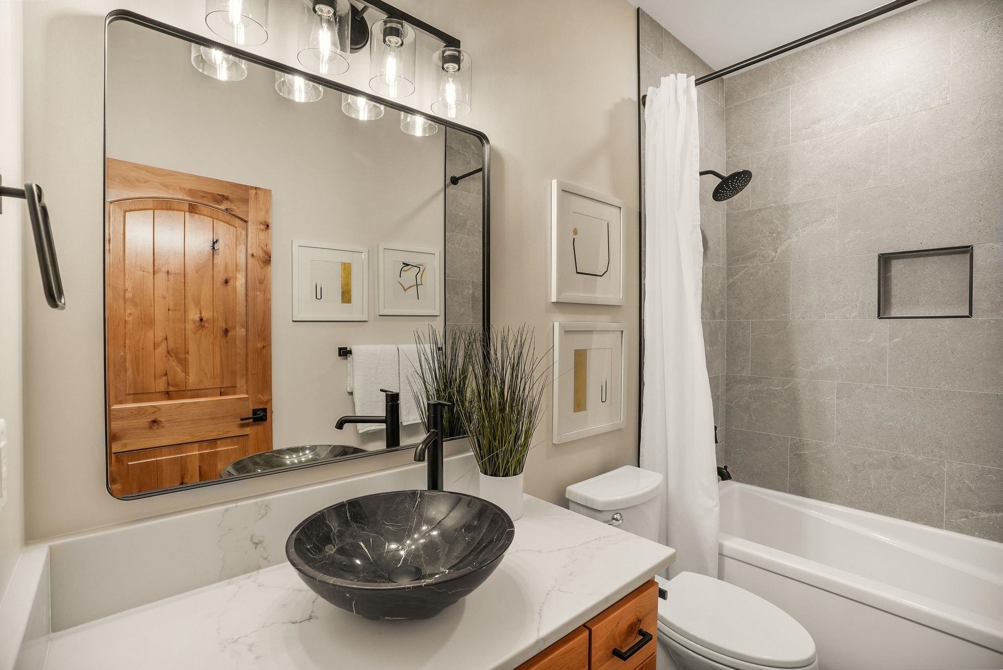 13827 E 46th Ave - Photo 17