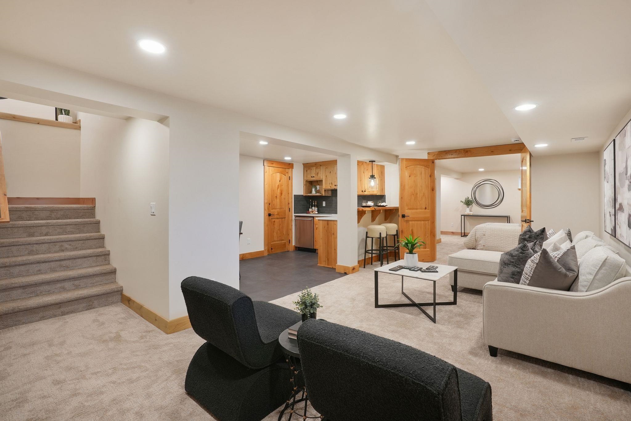 13827 E 46th Ave - Photo 26