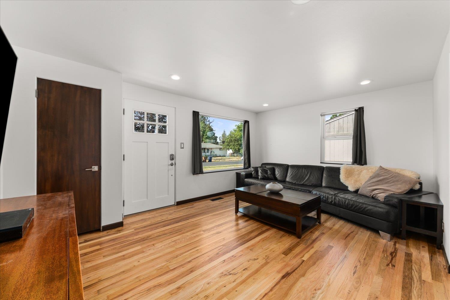 1312 W Nebraska Ave - Photo 4