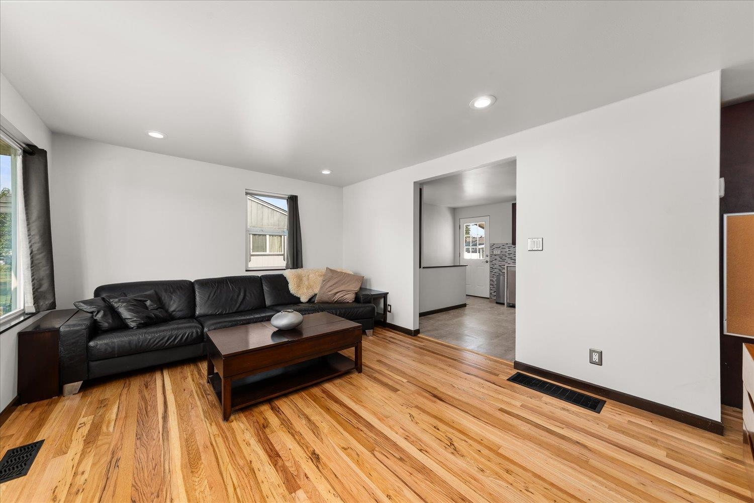 1312 W Nebraska Ave - Photo 6