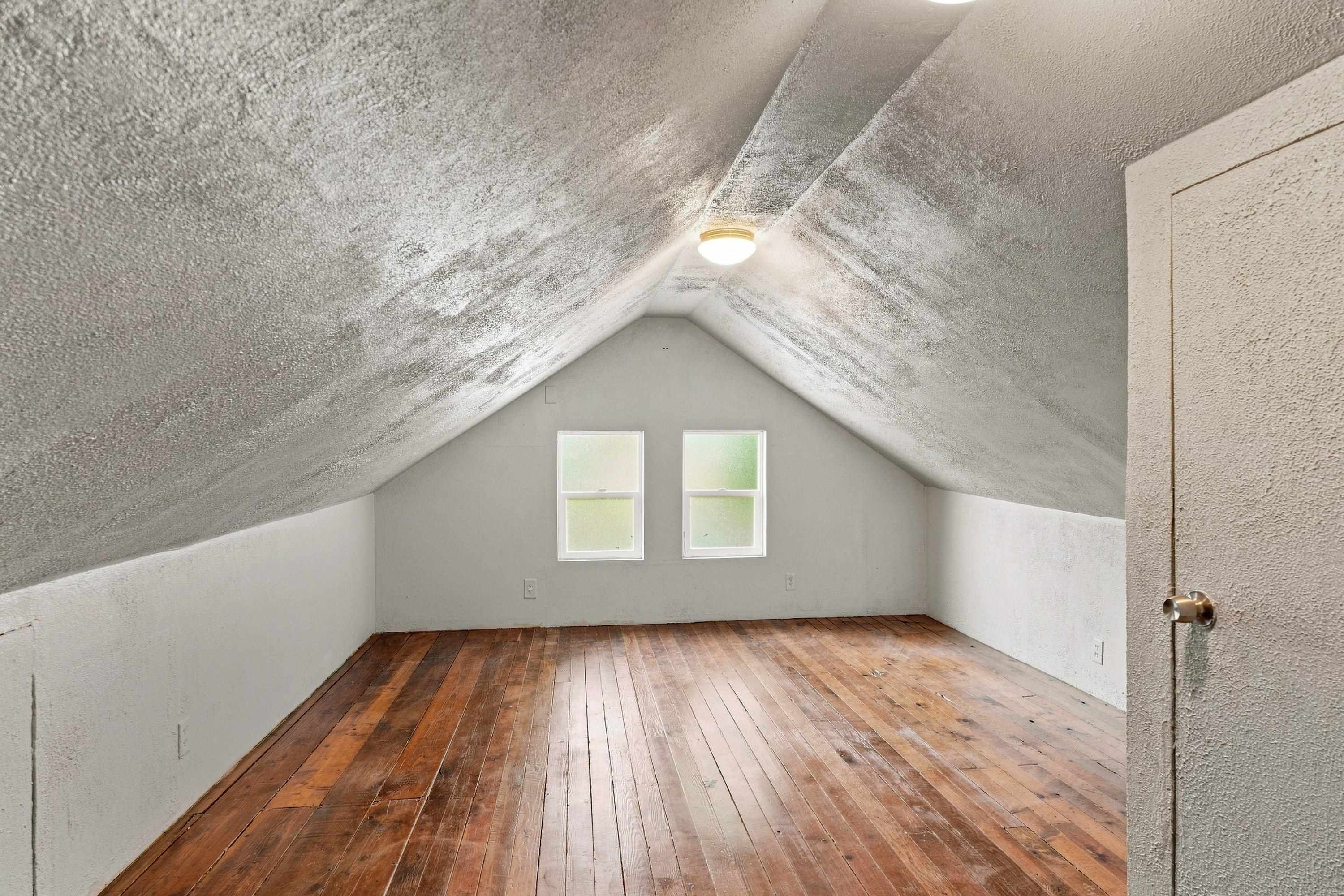 10319 E Broadway Ave - Photo 23
