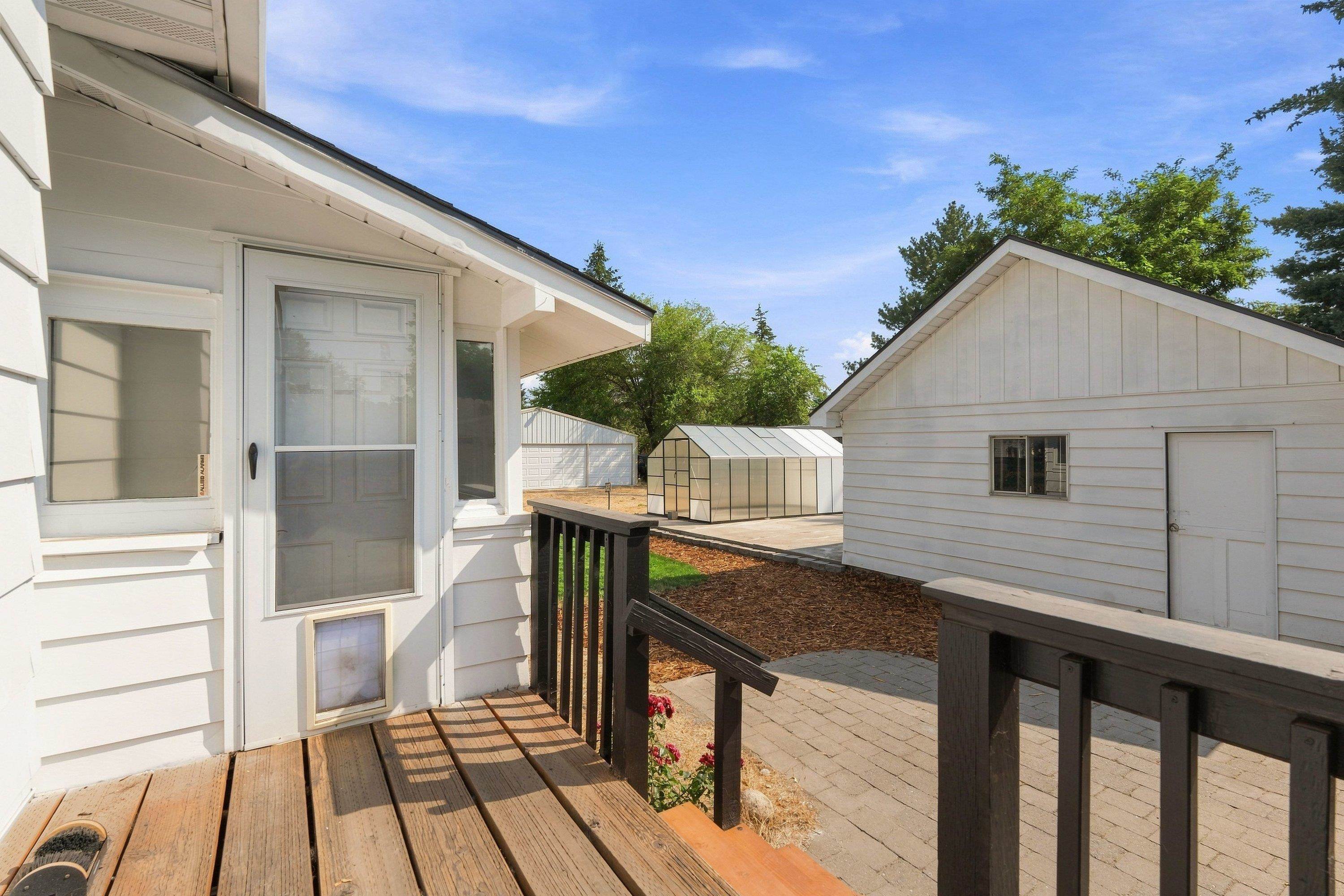 10319 E Broadway Ave - Photo 28