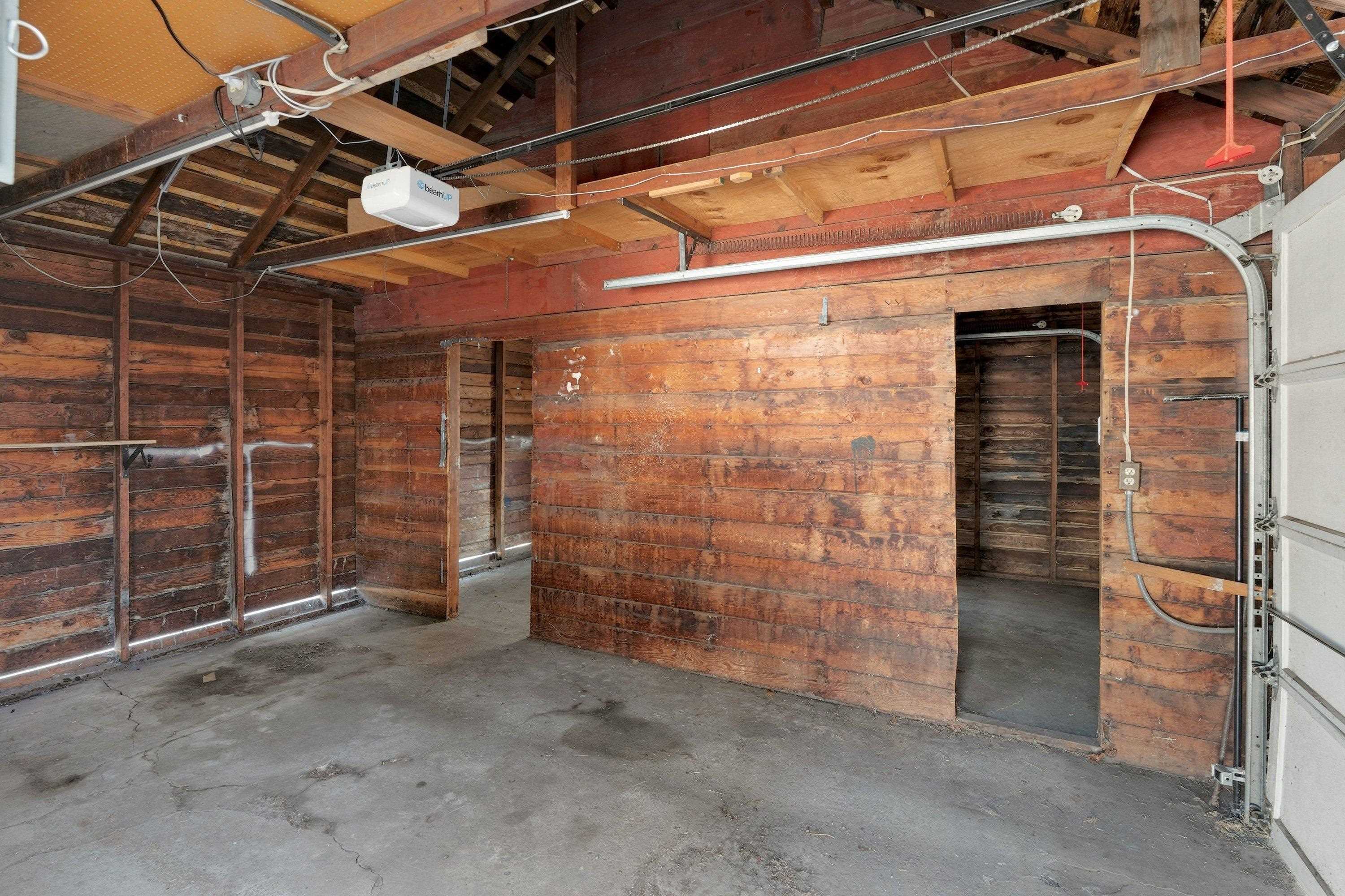 10319 E Broadway Ave - Photo 31