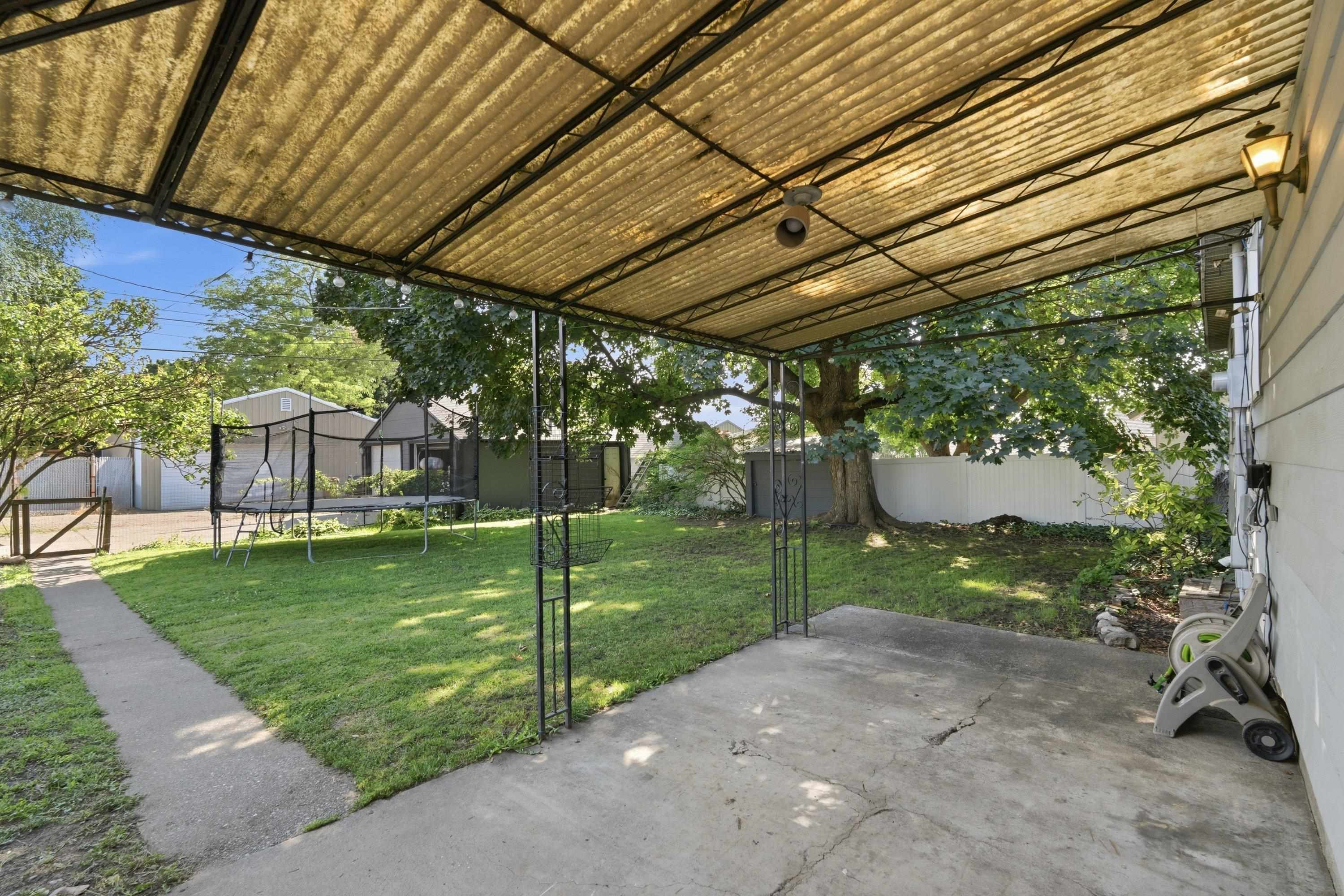 3411 W Lacrosse Ave - Photo 30