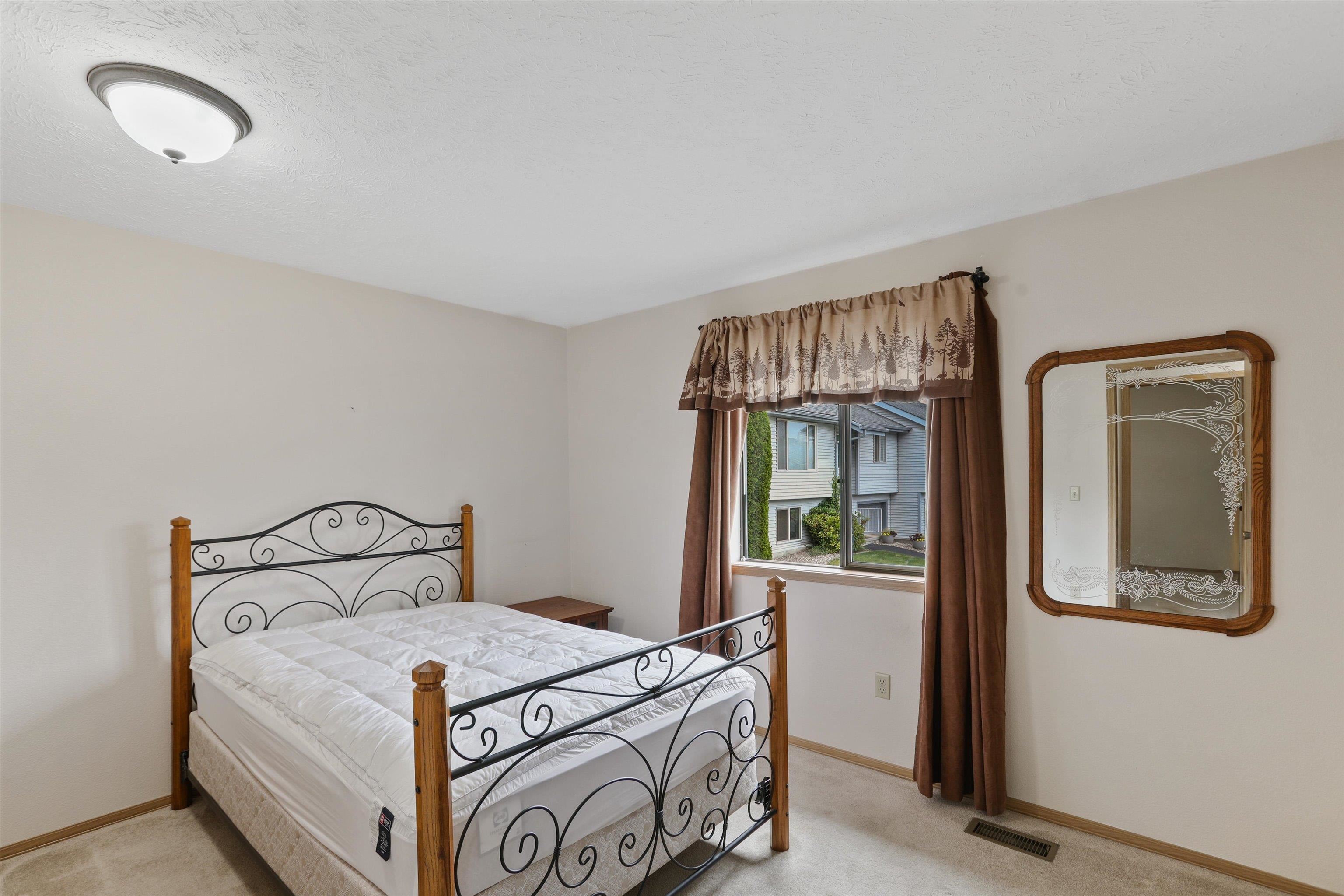 938 E Calkins Dr - Photo 13