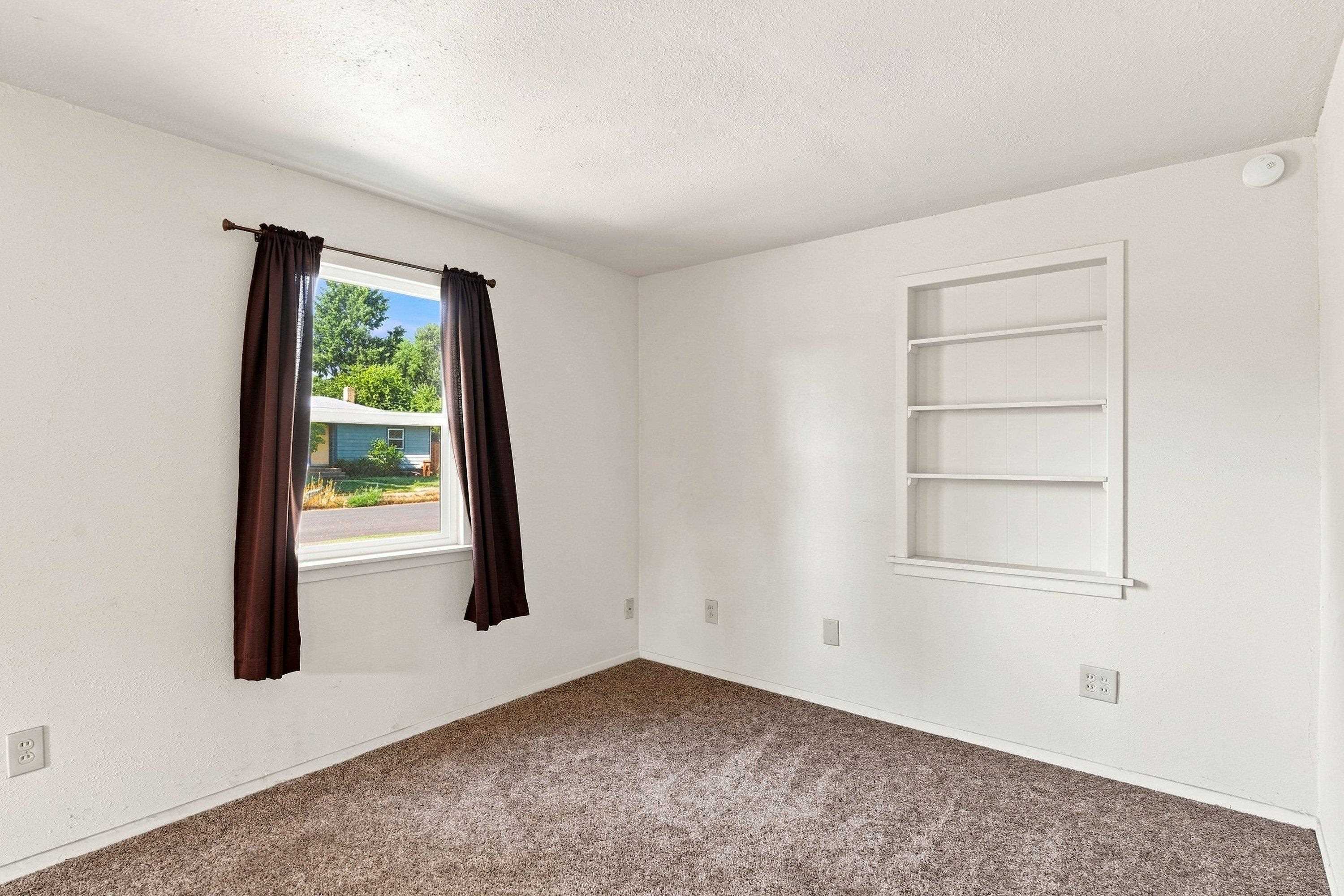 1129 W Bismark Ave - Photo 7