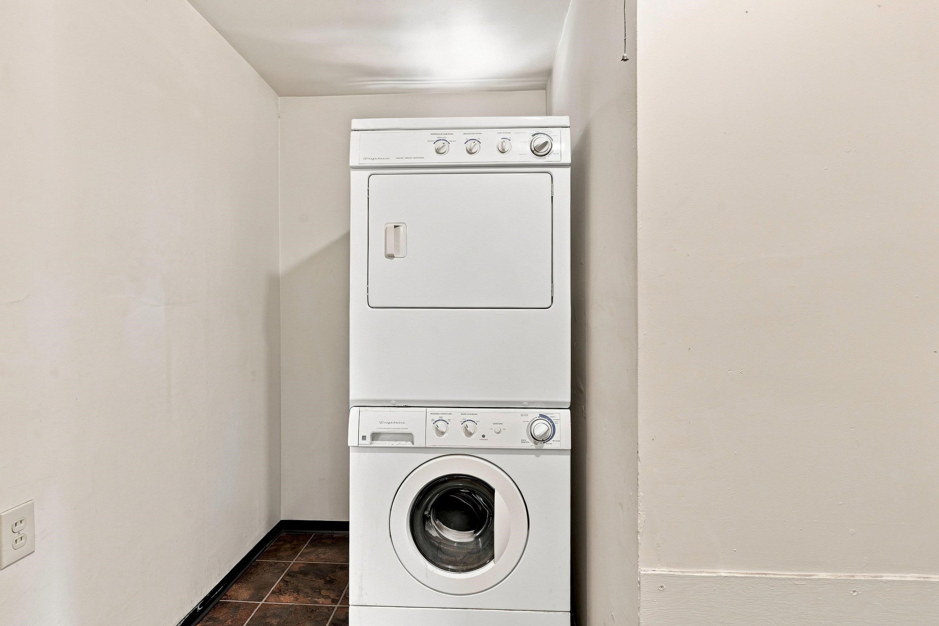 1129 W Bismark Ave - Photo 15
