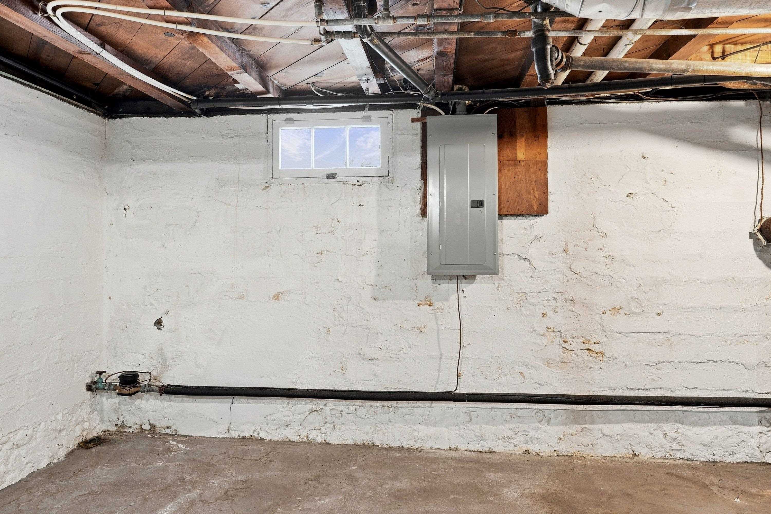 1129 W Bismark Ave - Photo 17