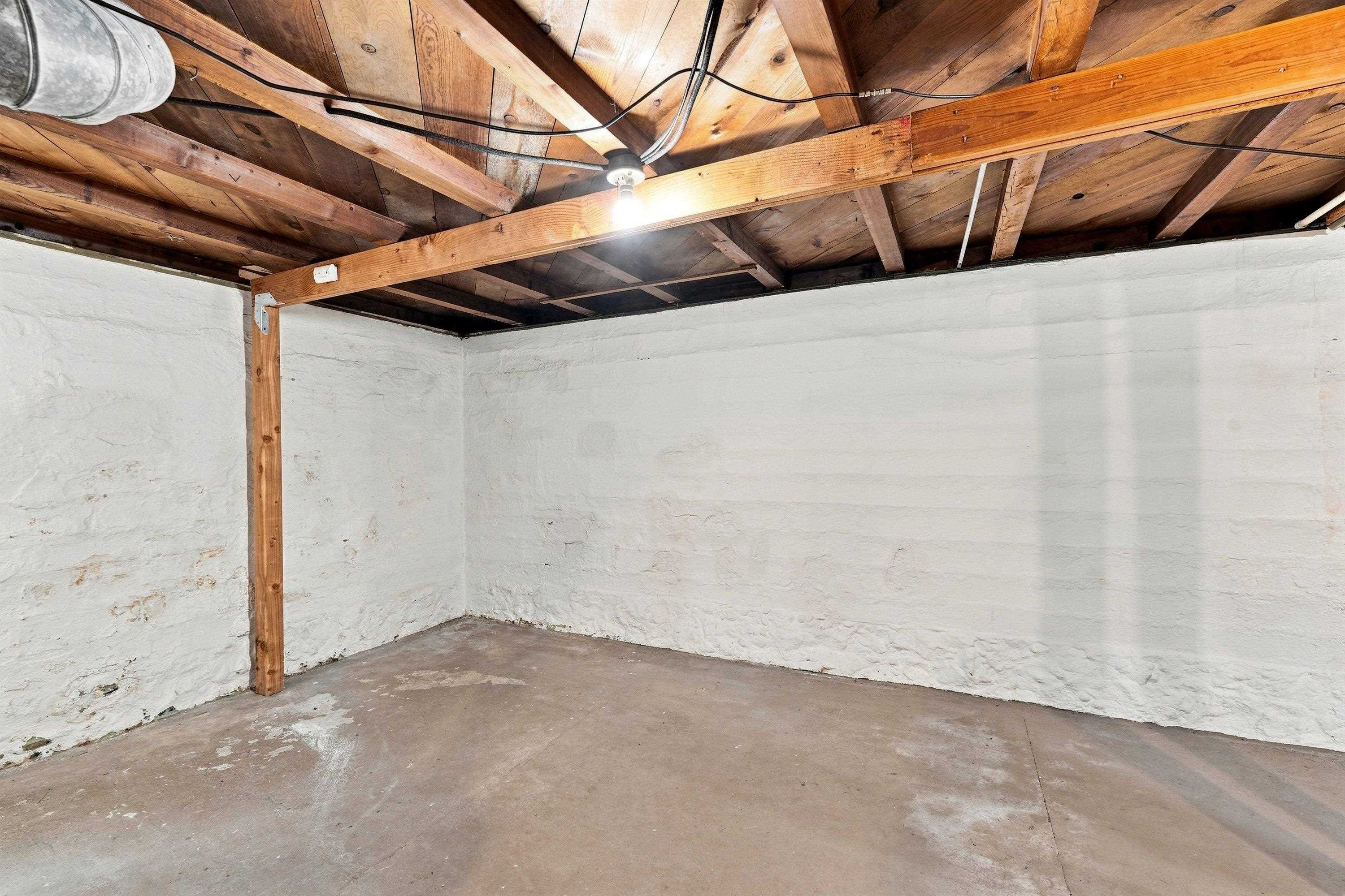 1129 W Bismark Ave - Photo 20