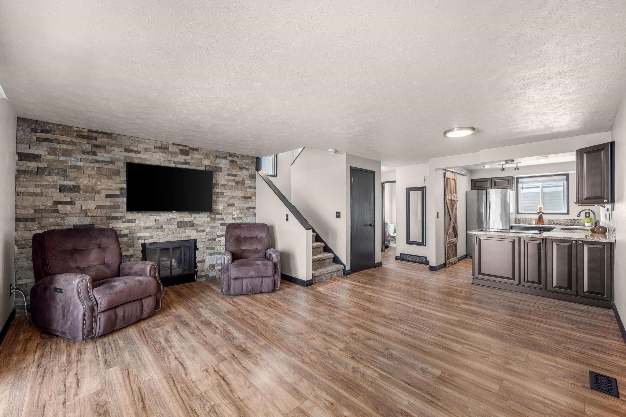 23009 E Colt Ln - Photo 8