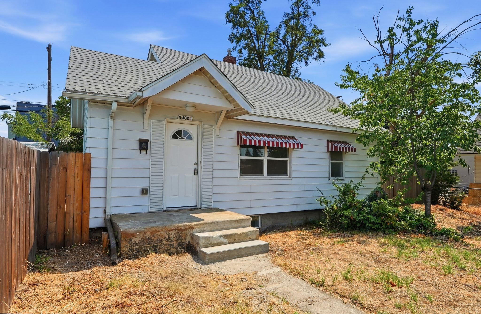 3924 N Madison St - Photo 2