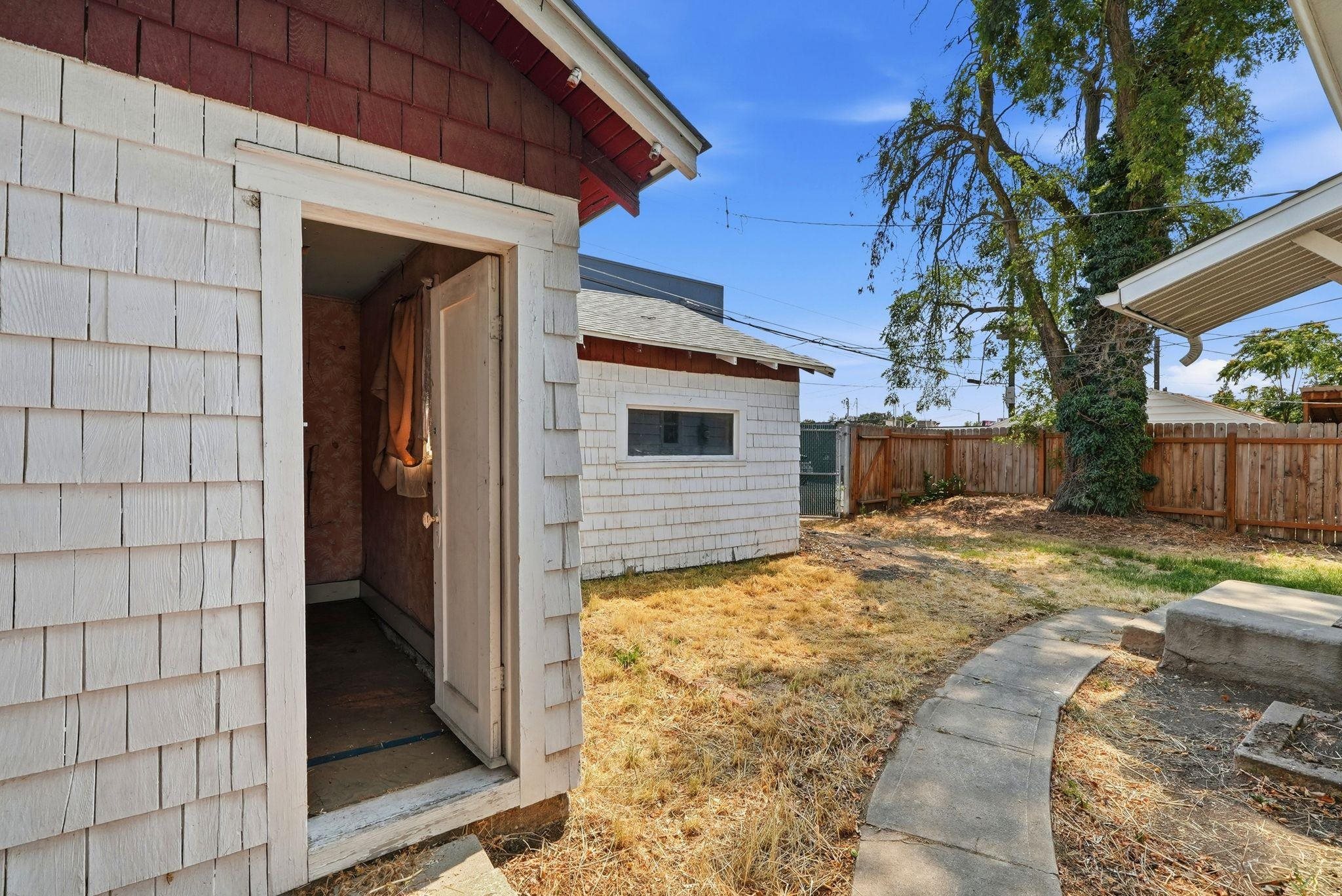 3924 N Madison St - Photo 25