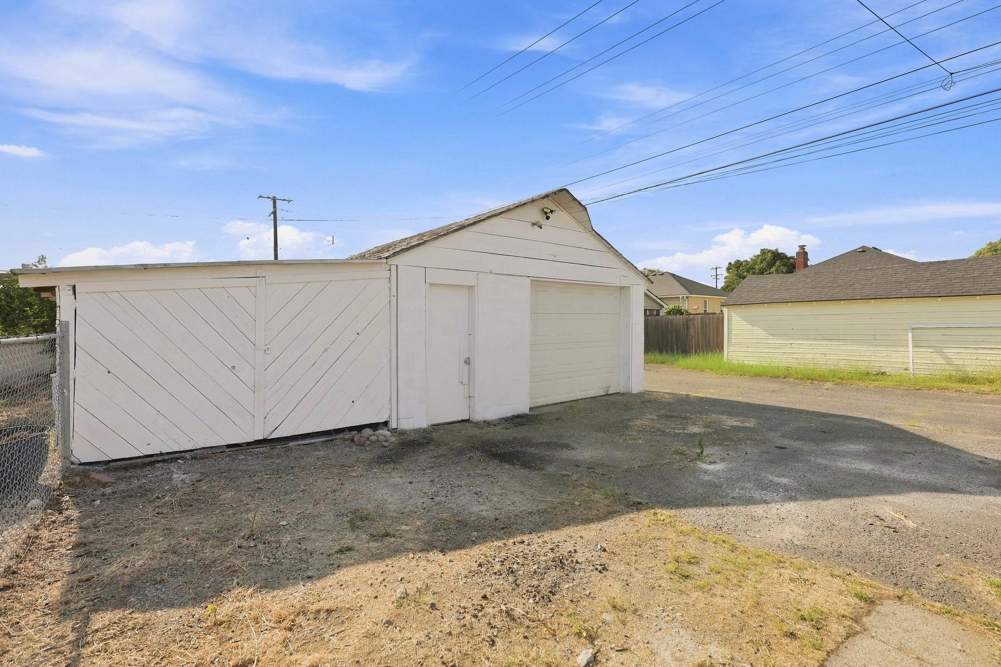 307 E Rockwell Ave - Photo 15