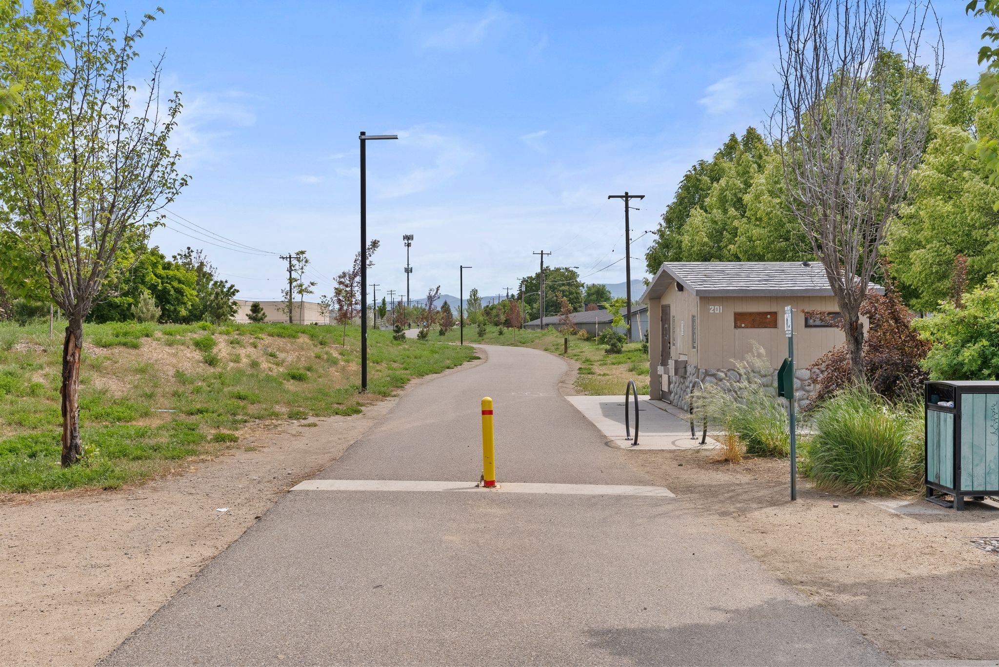 13409 E 35th Ln - Photo 36