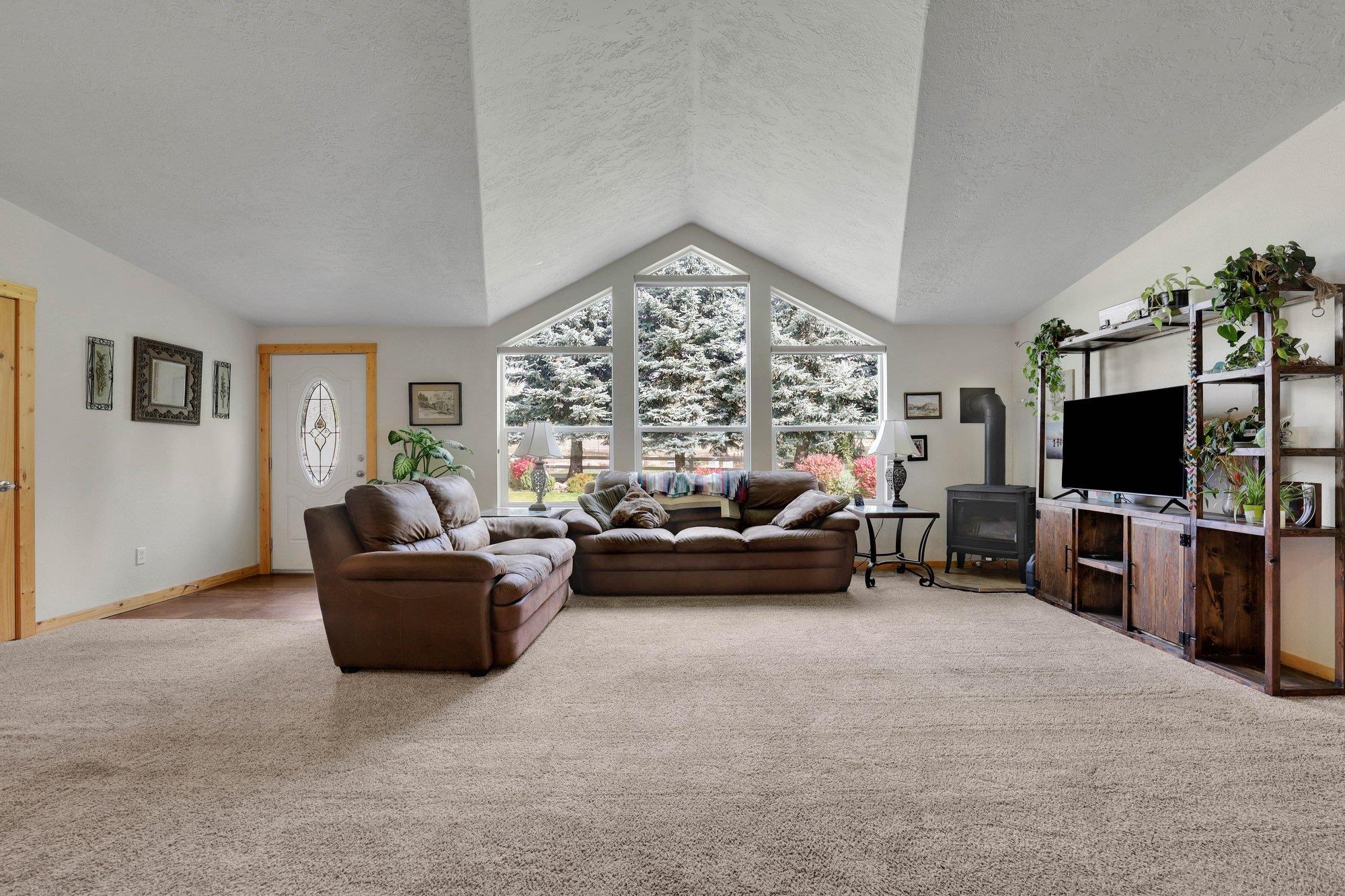 38911 N Newport Hwy - Photo 5