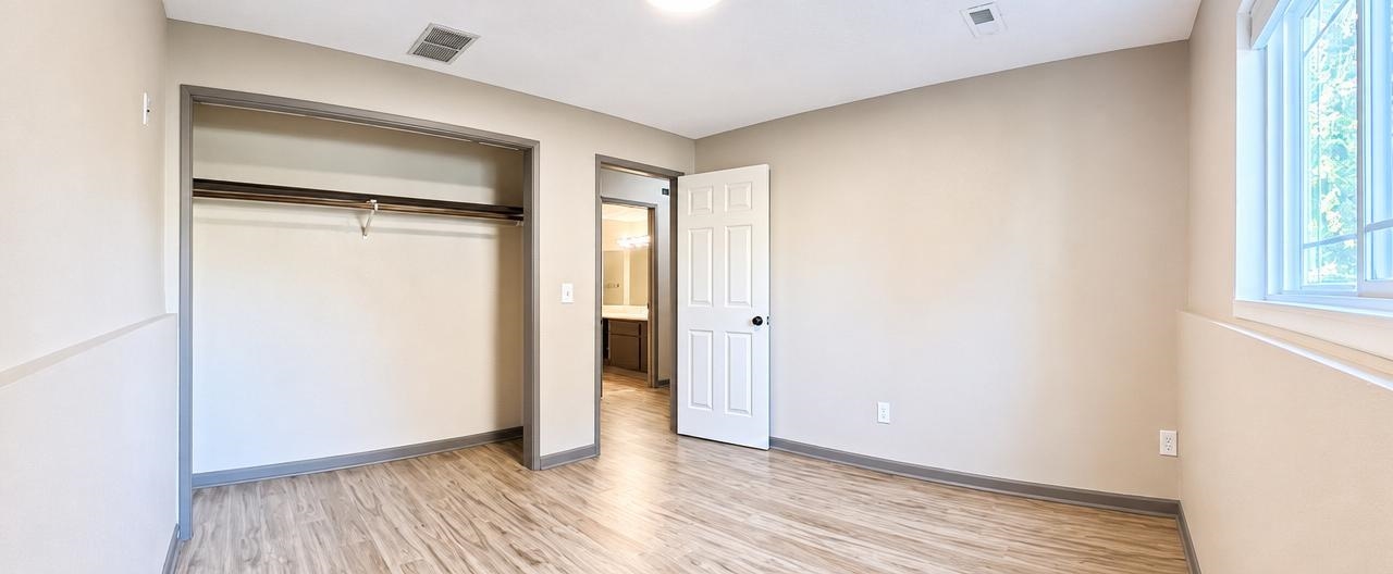 1204 N Warren Rd - Photo 17