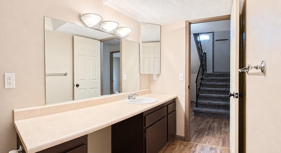 1204 N Warren Rd - Photo 20