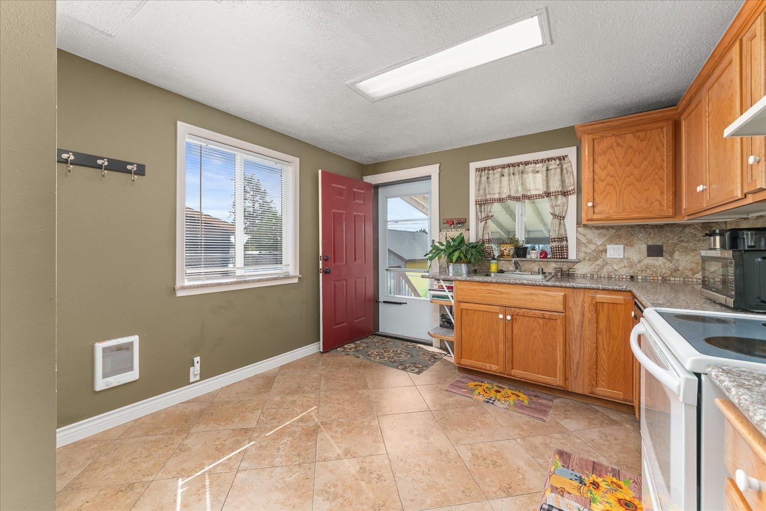 2108 E Providence Ave - Photo 13