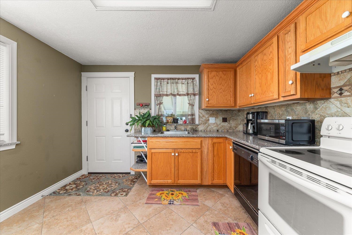 2108 E Providence Ave - Photo 10