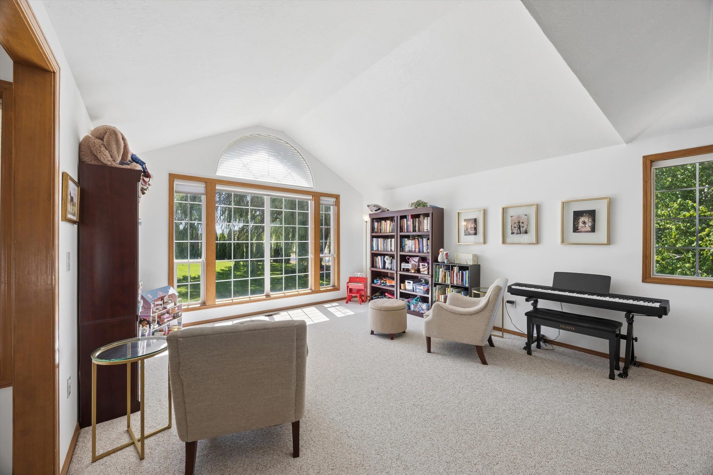 5611 E Nancy Ln - Photo 8