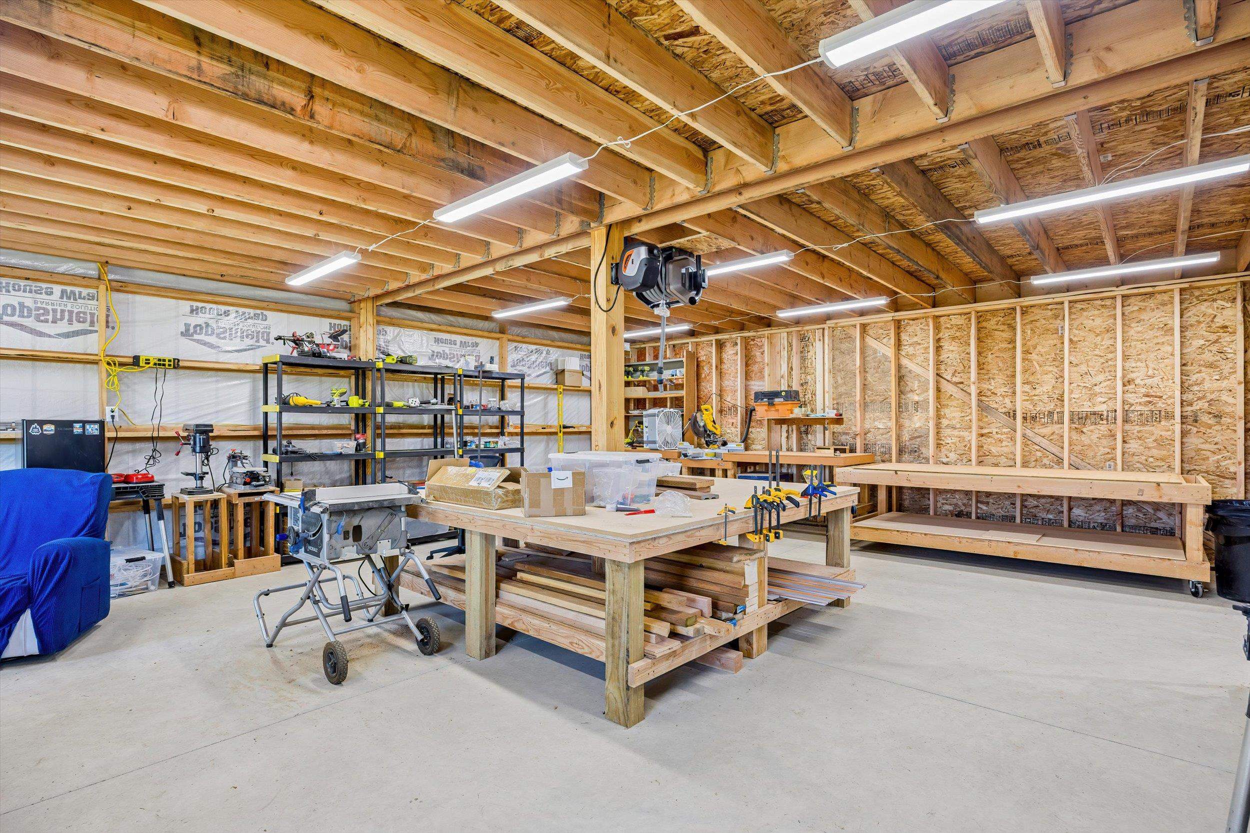 5611 E Nancy Ln - Photo 37