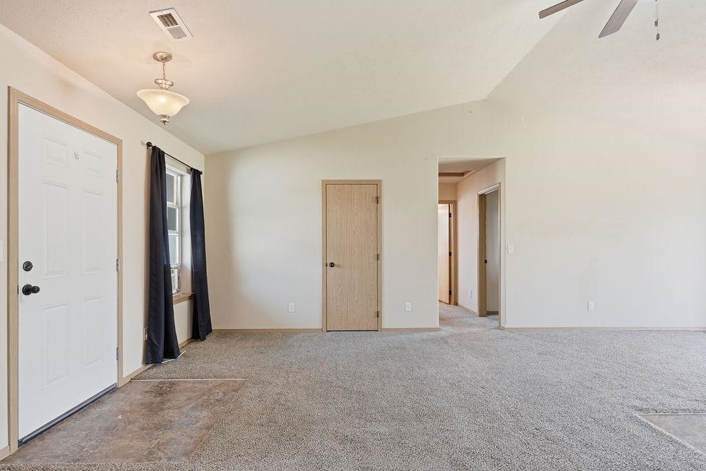 1708 E 6th St - Photo 6