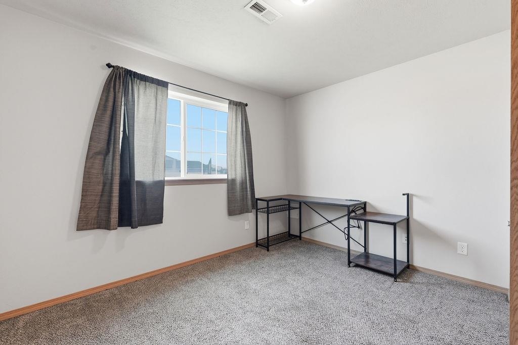 1708 E 6th St - Photo 24