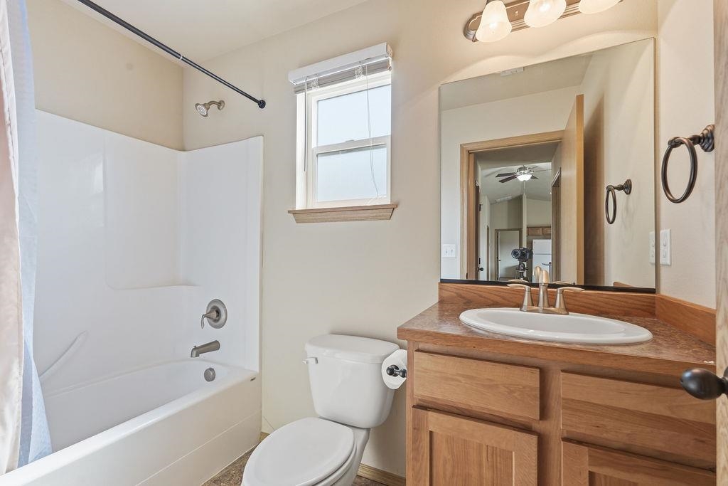 1708 E 6th St - Photo 28