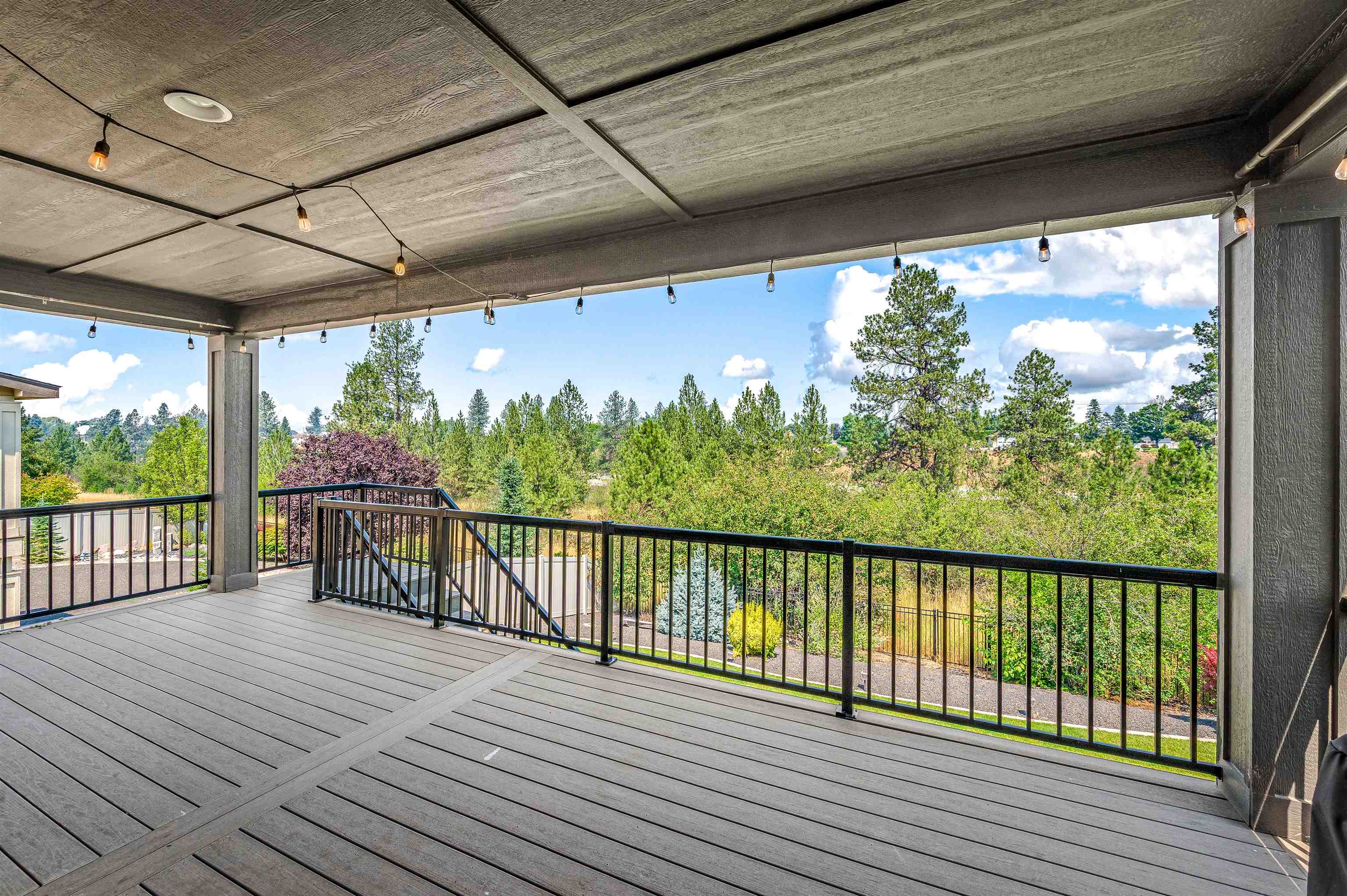 19875 E Riverwalk Ave - Photo 14
