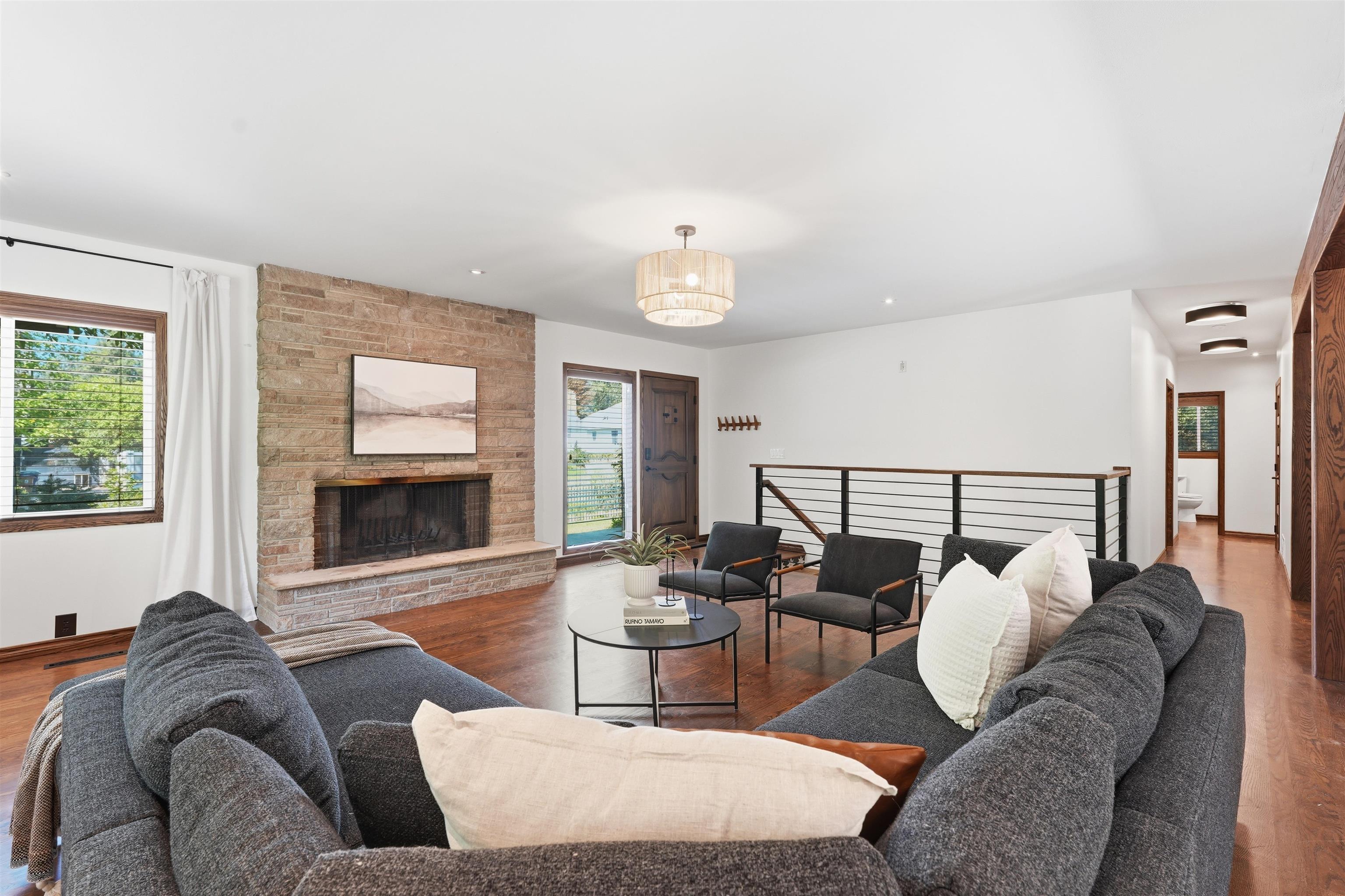 1210 E 17TH Ave - Photo 5