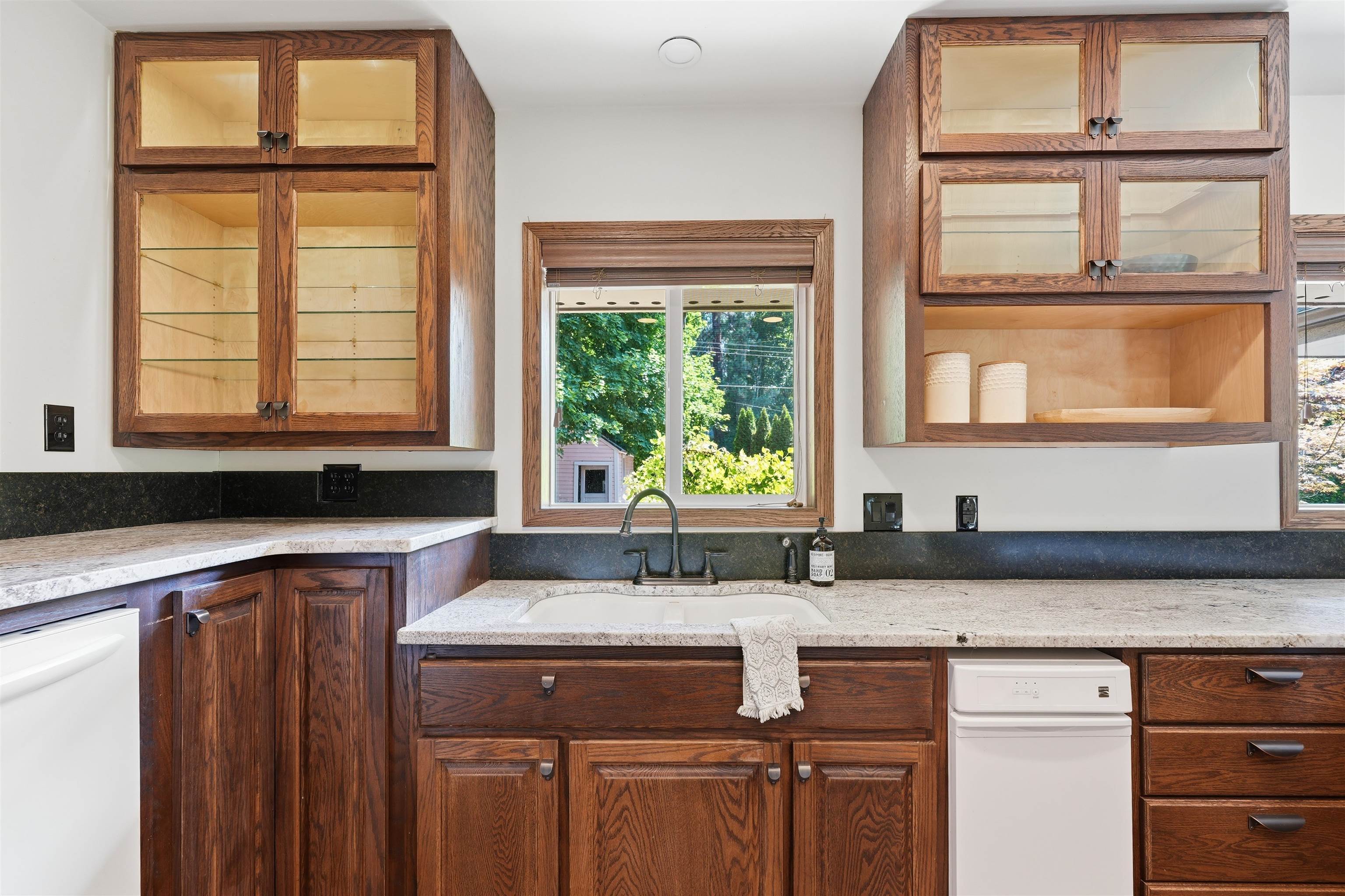 1210 E 17TH Ave - Photo 13