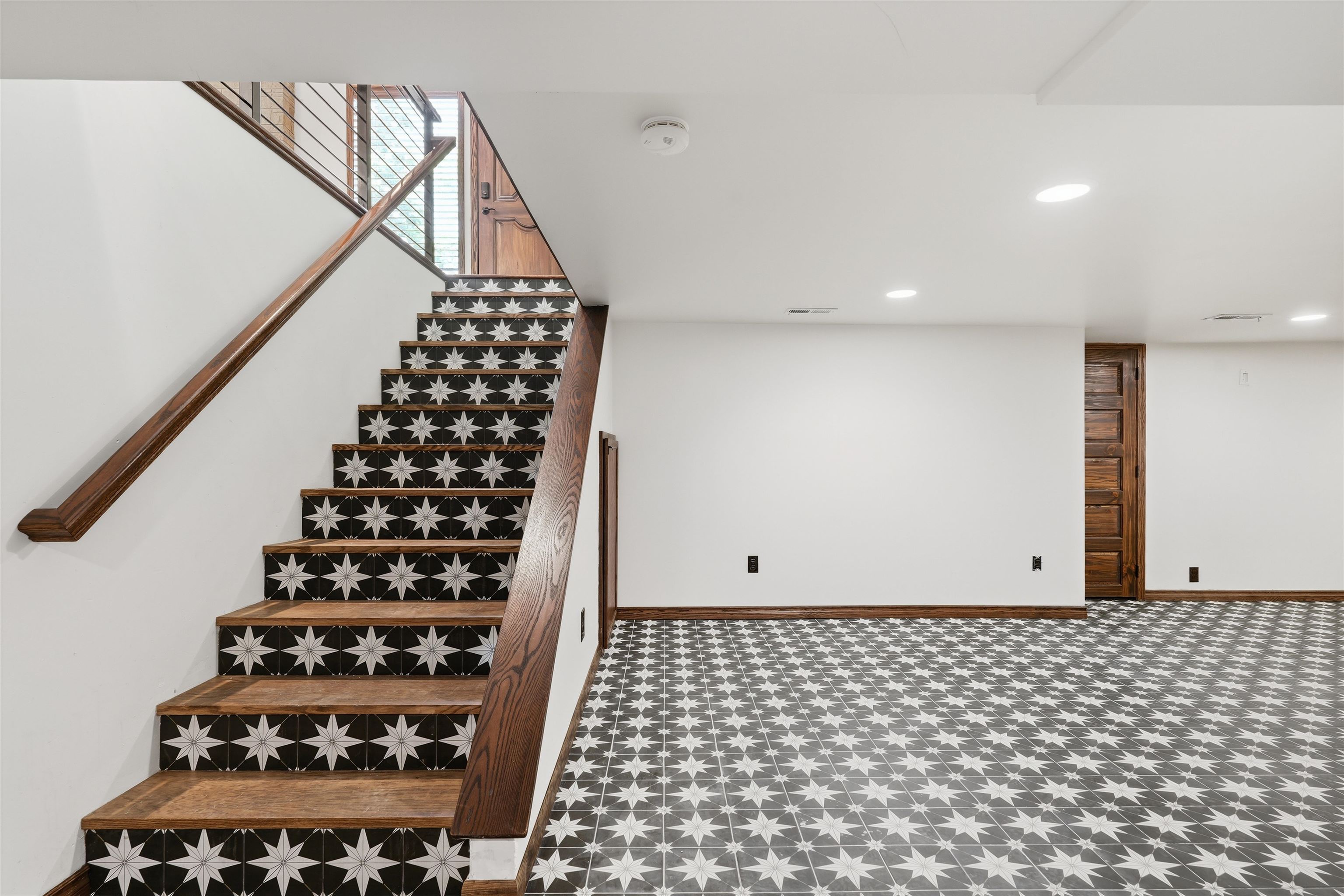 1210 E 17TH Ave - Photo 23