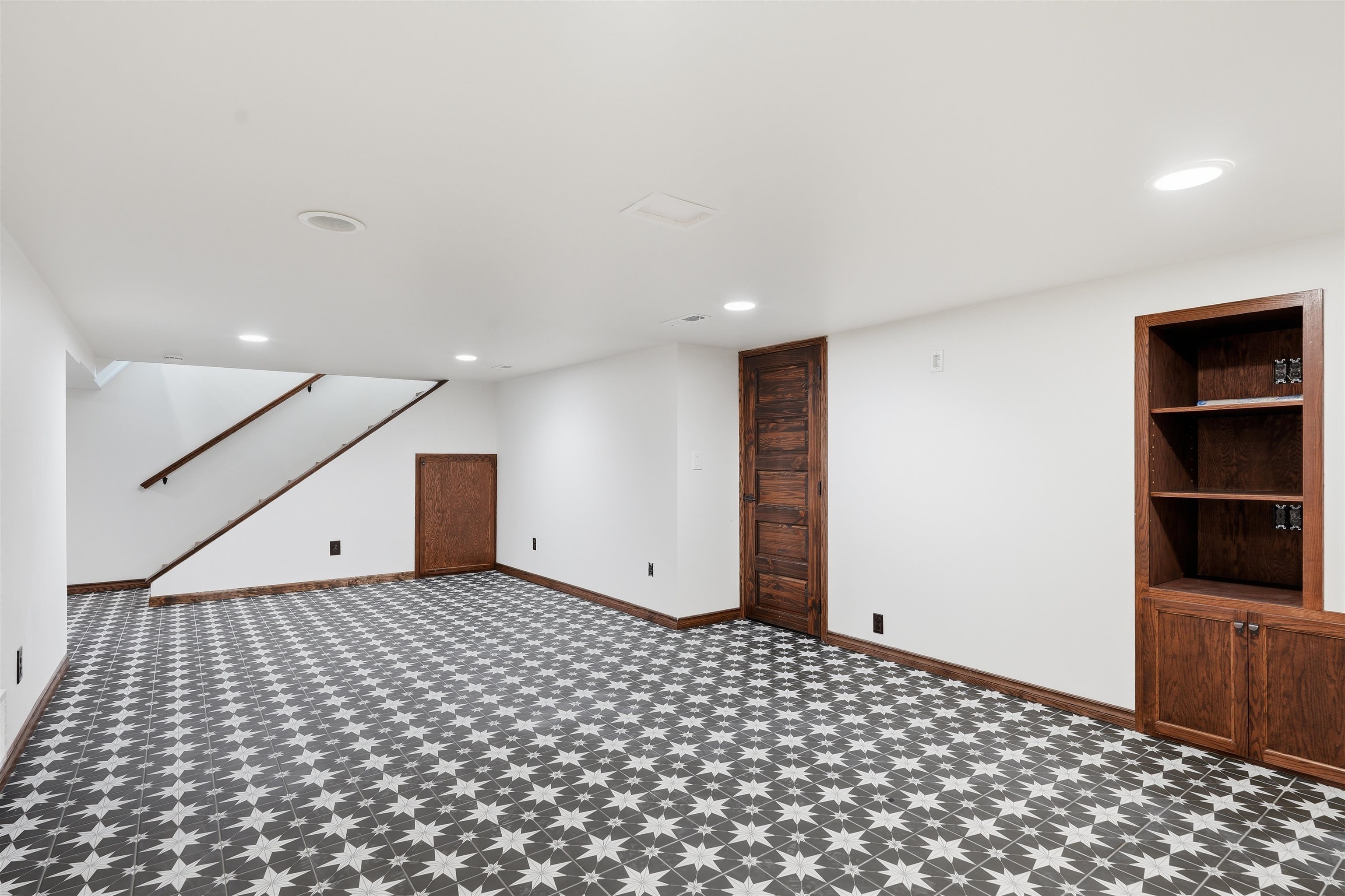 1210 E 17TH Ave - Photo 24