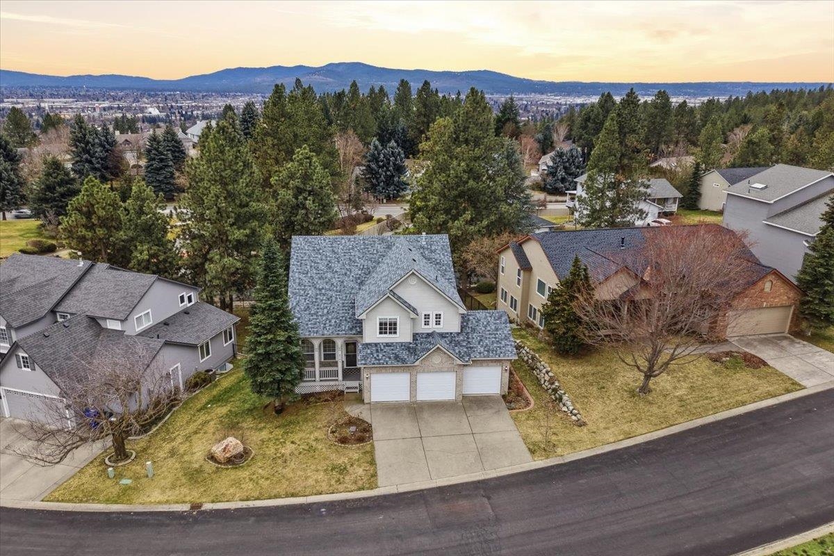 8704 E Parkside Ln - Photo 3