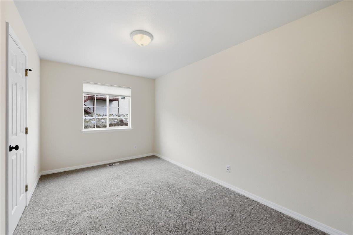 8704 E Parkside Ln - Photo 31