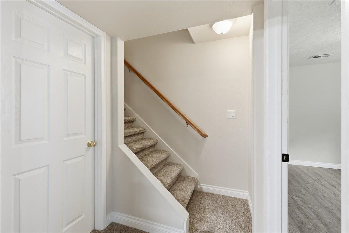 8704 E Parkside Ln - Photo 33