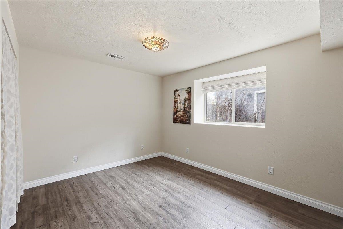 8704 E Parkside Ln - Photo 34