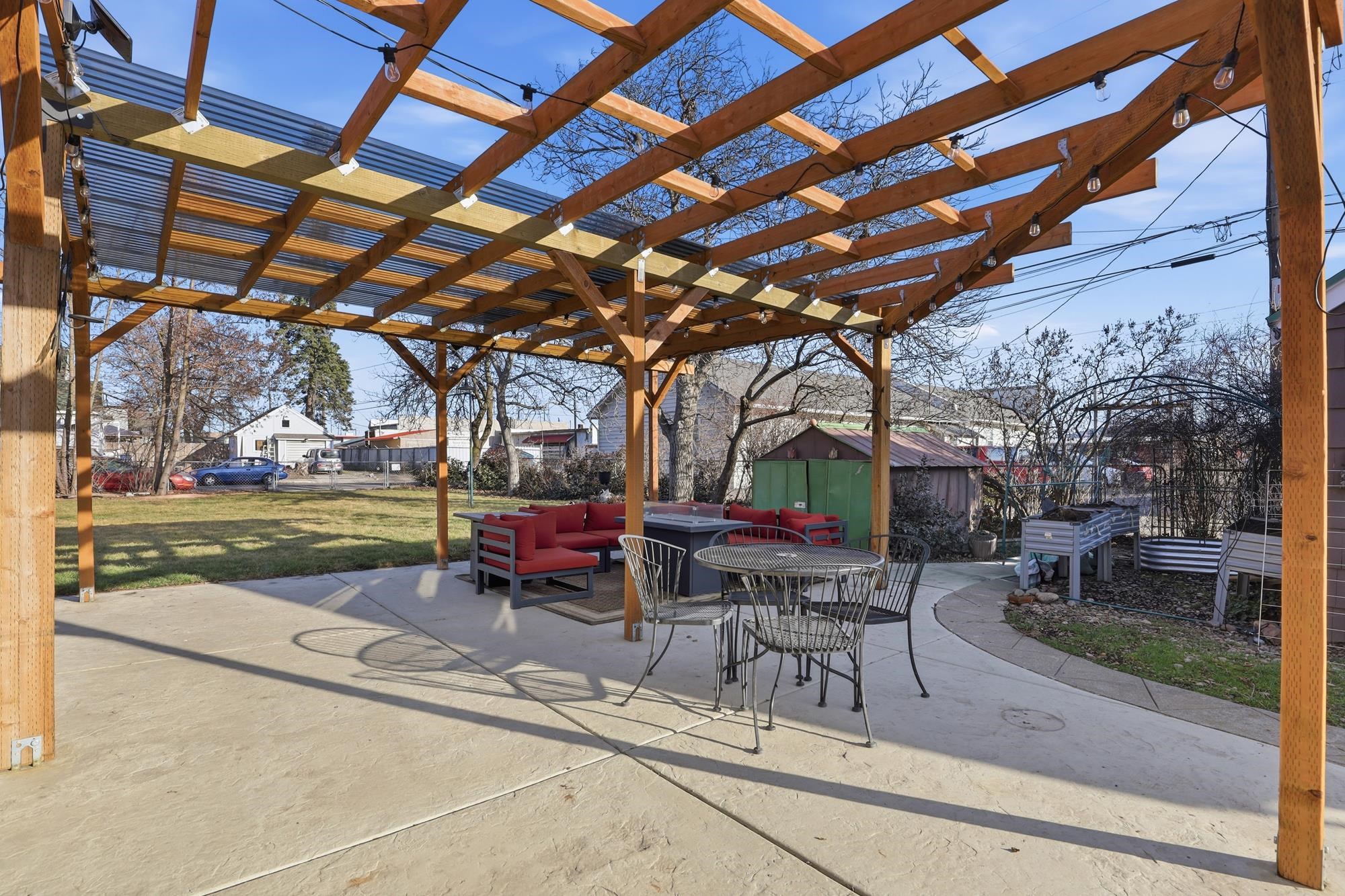 5038 E Commerce Ave - Photo 34