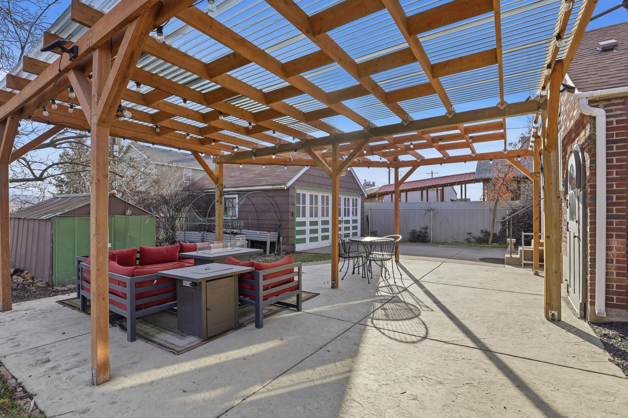 5038 E Commerce Ave - Photo 35