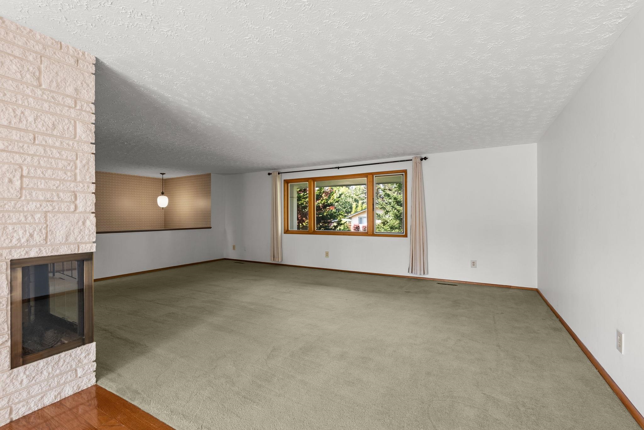2504 E 40TH Ave - Photo 13