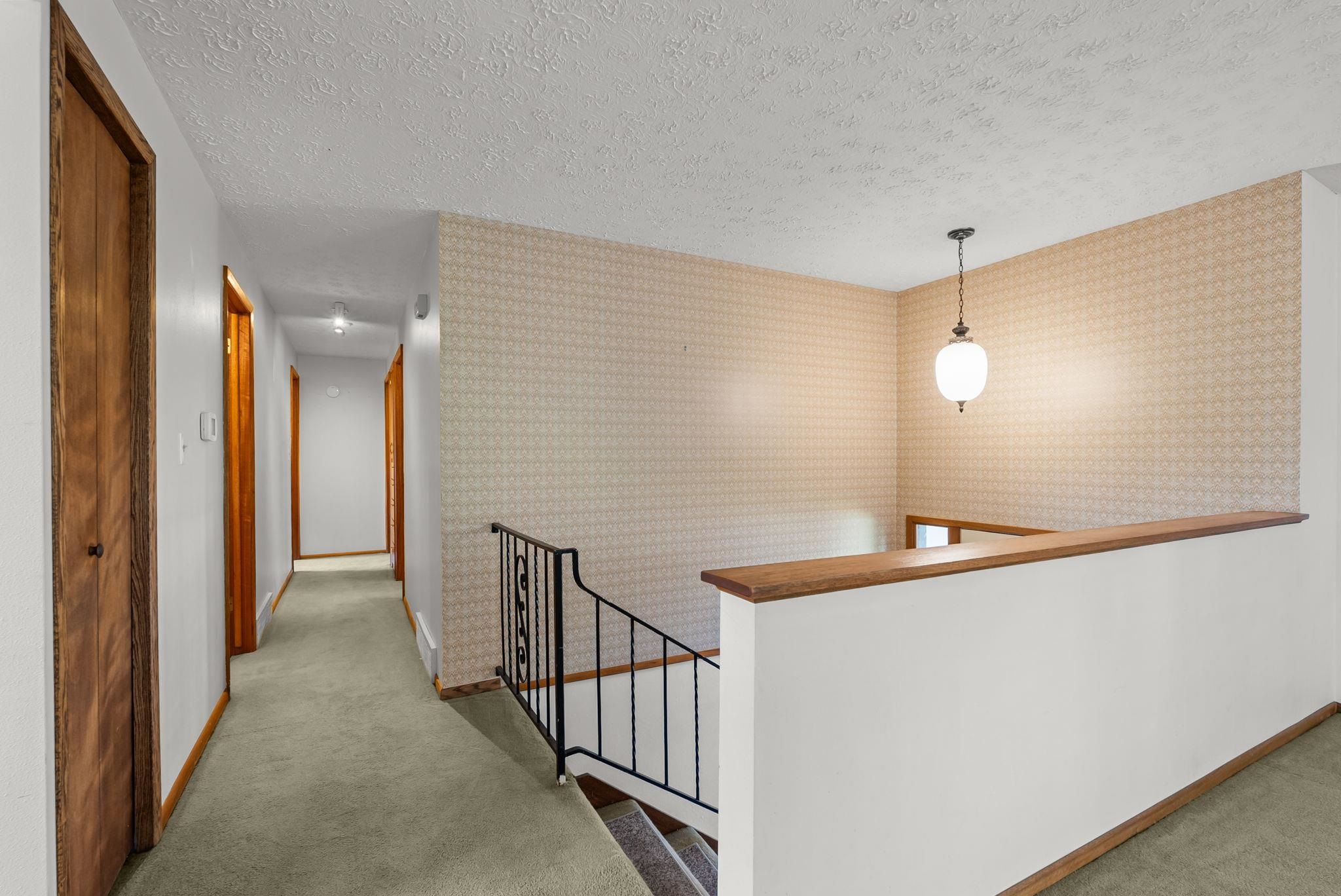 2504 E 40TH Ave - Photo 19