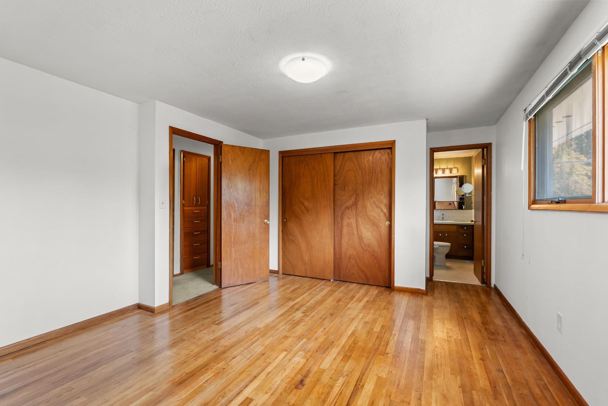 2504 E 40TH Ave - Photo 21