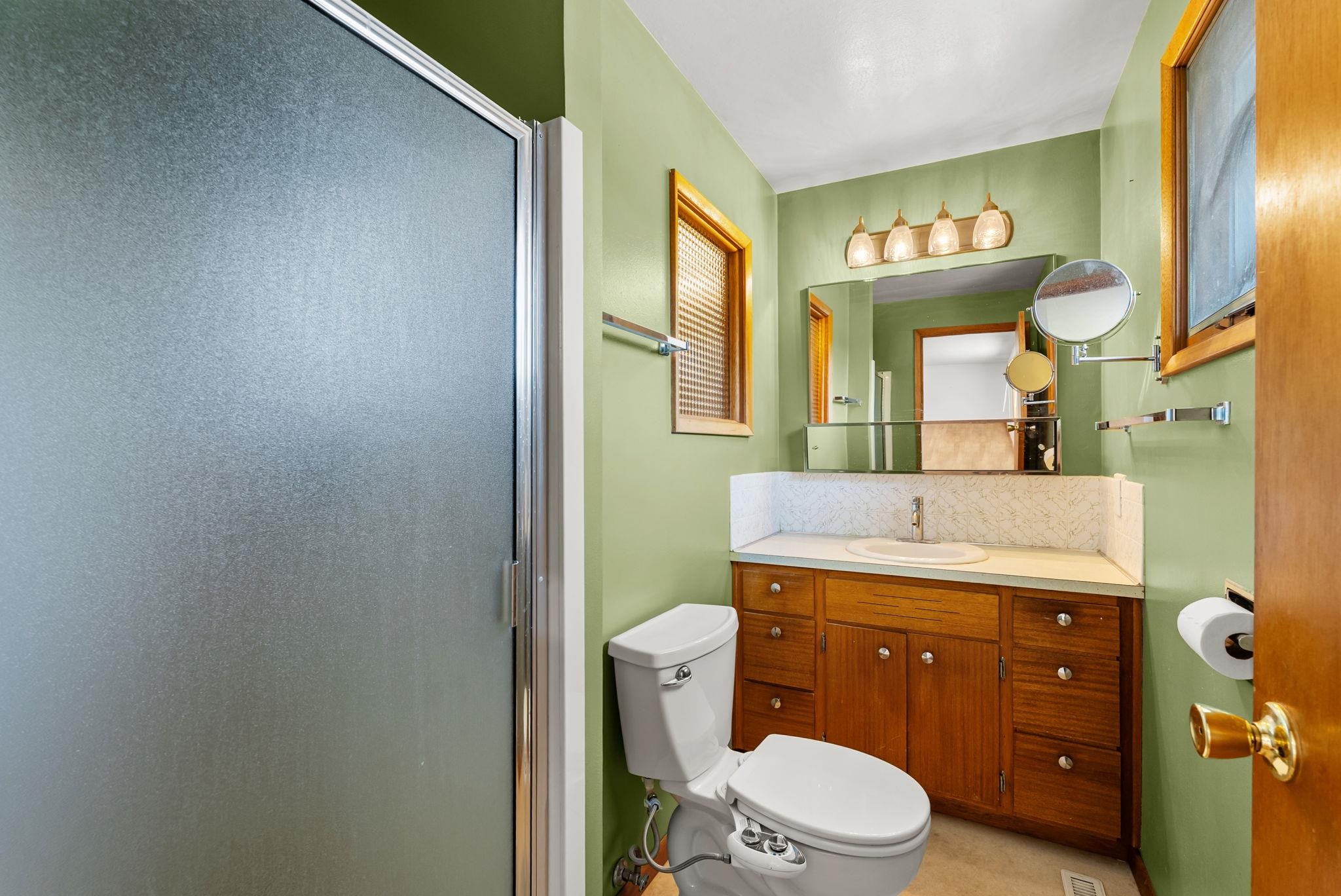2504 E 40TH Ave - Photo 22